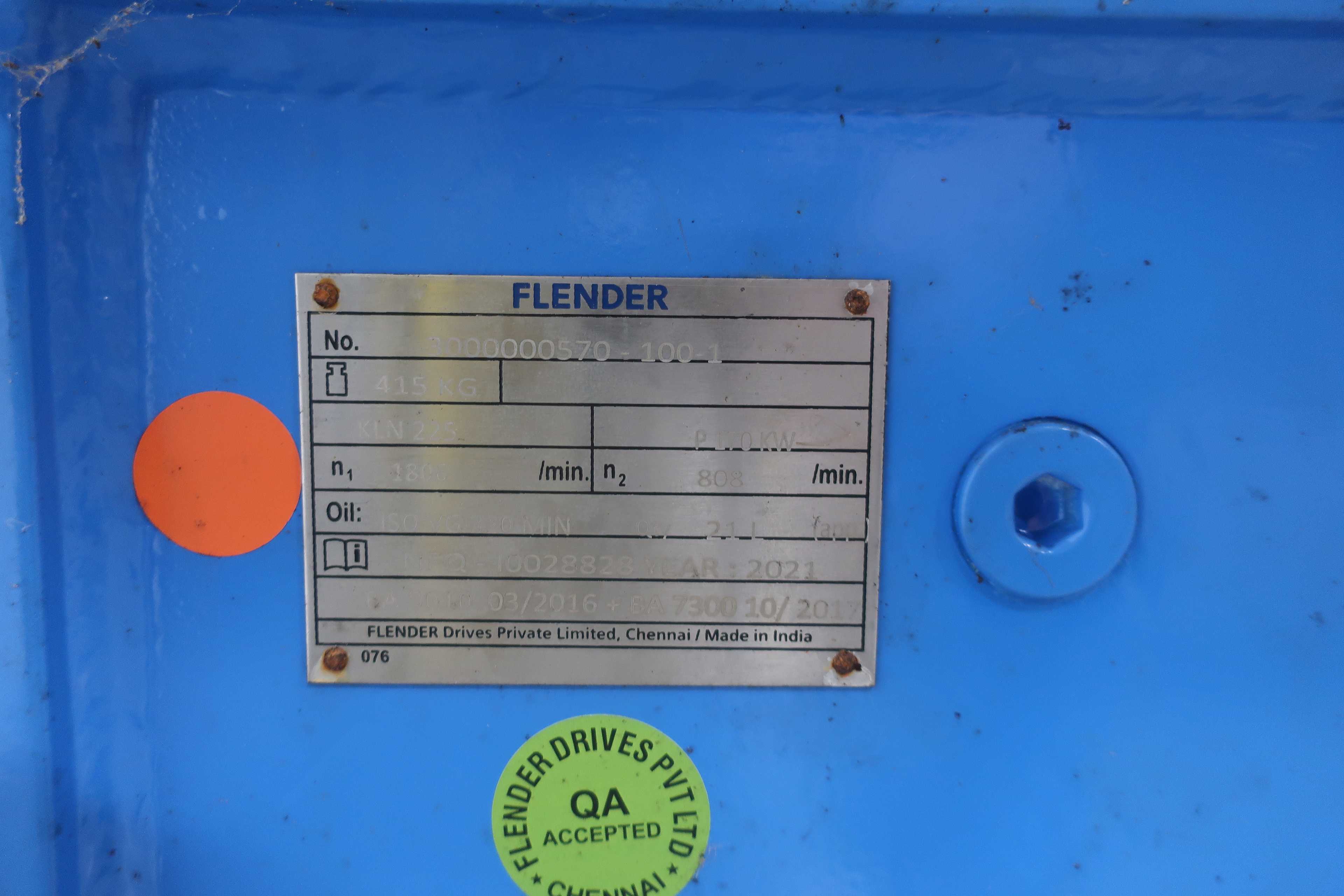 FLENDER 3000000510-100-1 GEAR REDUCER - GEAR REDUCERS