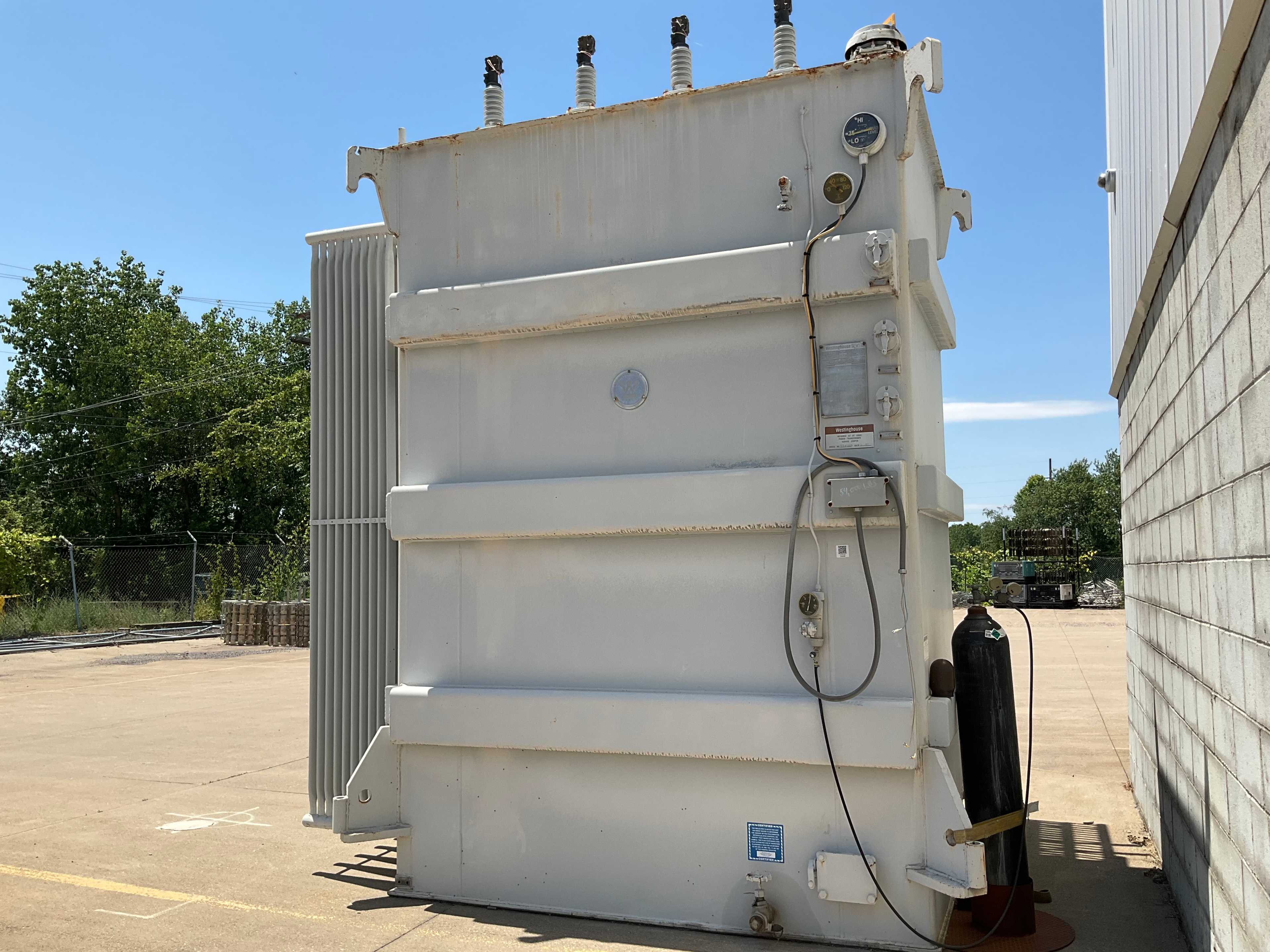 WESTINGHOUSE SL 5000KVA OIL FILLED POWER DISTRIBUTION TRANSFORMER -