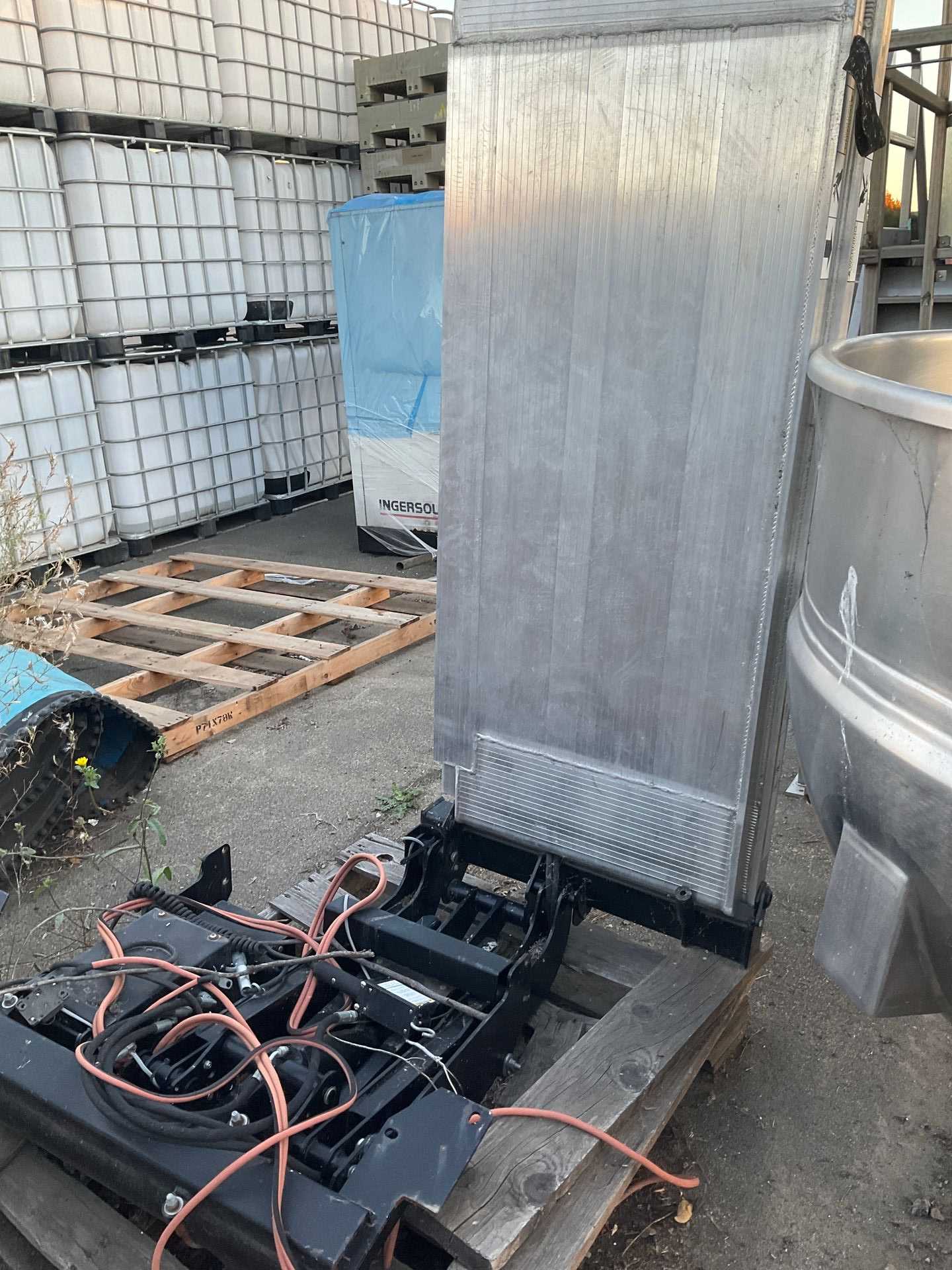 TOMMY GATE HYDRAULIC LIFT - INDUSTRIAL PARTS