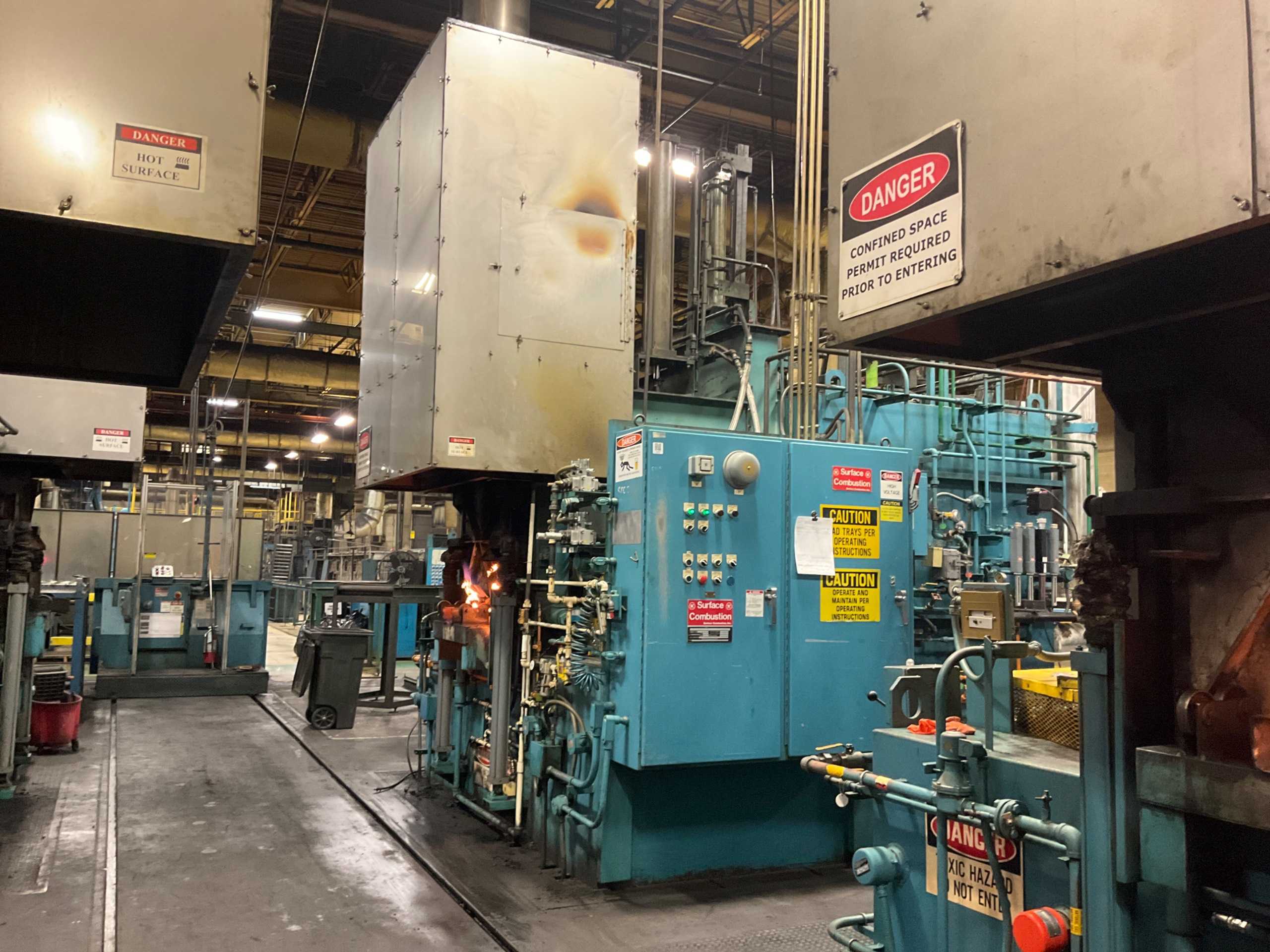 SURFACE COMBUSTION SUPER ALLCASE CARBURIZING FURNACE - CARBURIZING FURNACE
