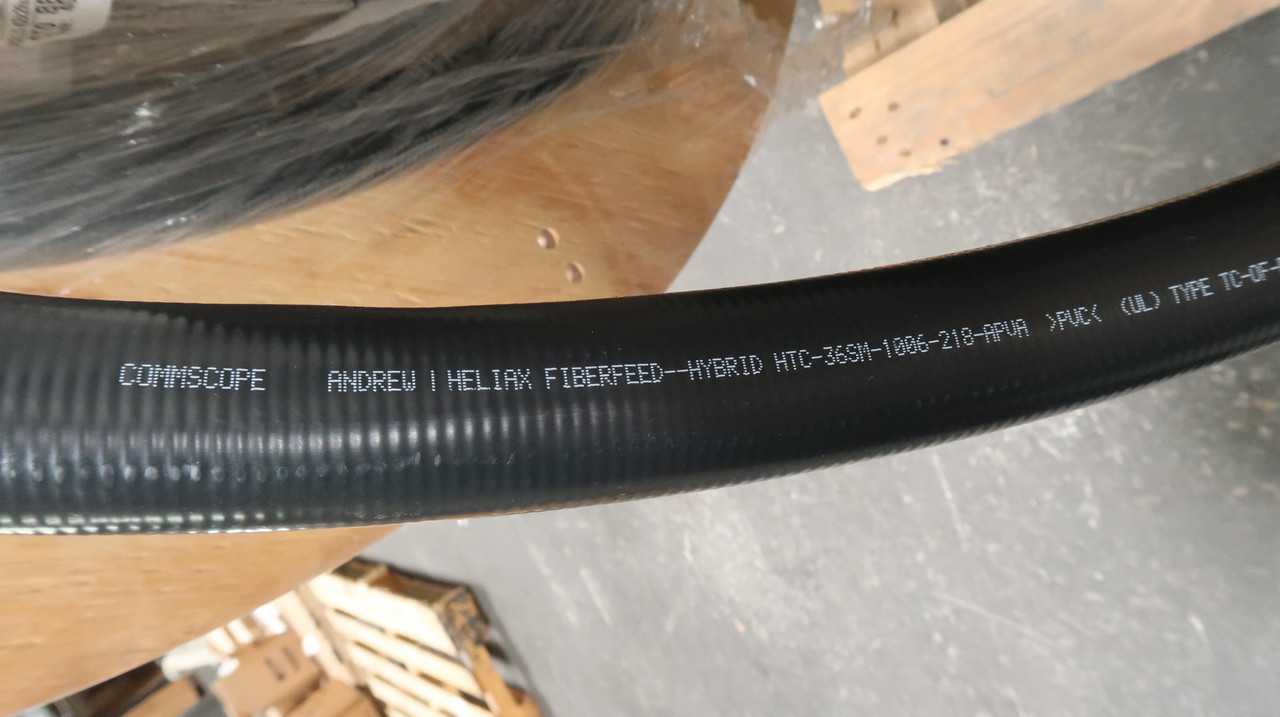 COMMSCOPE HFT1006-36S37-200 HYBRID FIBER CABLE, 10X6AWG POWER COND., 36 SM FIBERS, 200FT LENGTH - FIBER OPTIC CABLE
