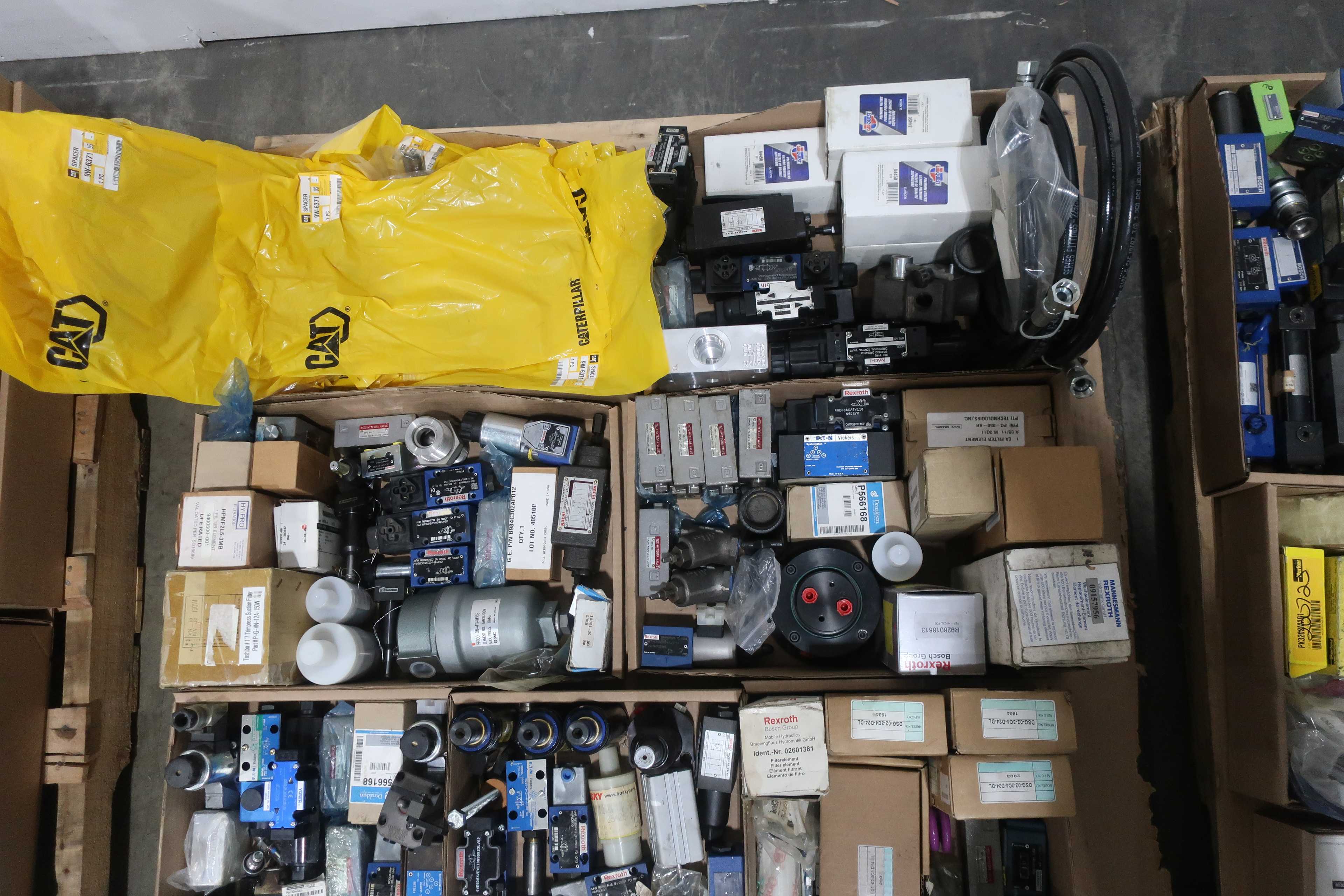 SKU 1737576 - 4 PALLETS OF ASSORTED HYDRAULIC REPLACEMENT PARTS - HYDRAULIC PARTS