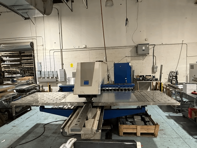 2006 TRUMPF TRUMATIC 1000R TURRET PUNCH - PUNCHING MACHINES