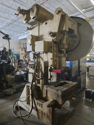 60 TON MINSTER O.B.I. PRESS, 4" STROKE, 13" SHUT HEIGHT, 90-180 SPM, 7.5 HP MOTOR - MECHANICAL PRESSES