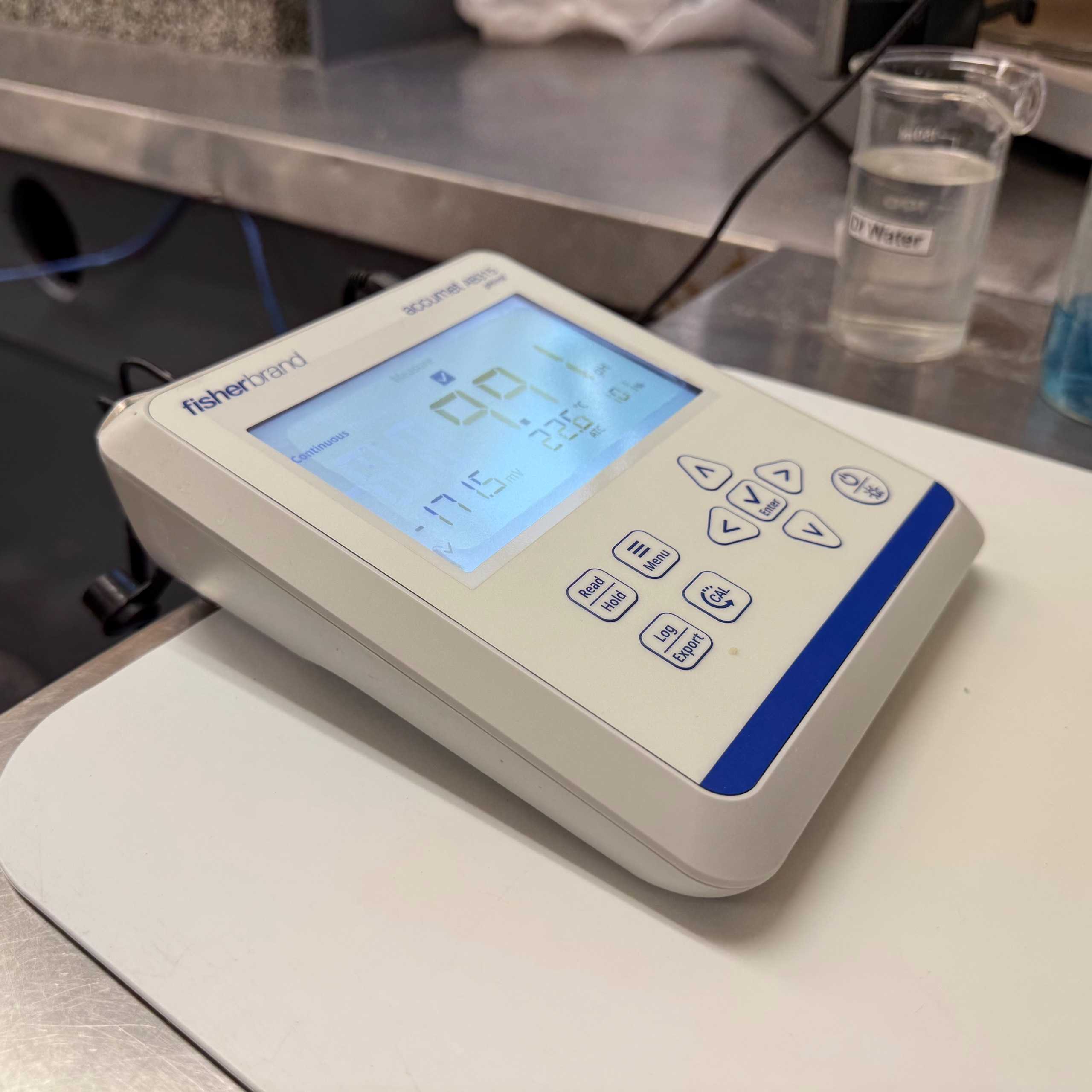 FISHERBRAND ACCUMET AB315 PH/MV BENCHTOP PH/MV METER - LAB & SCIENTIFIC