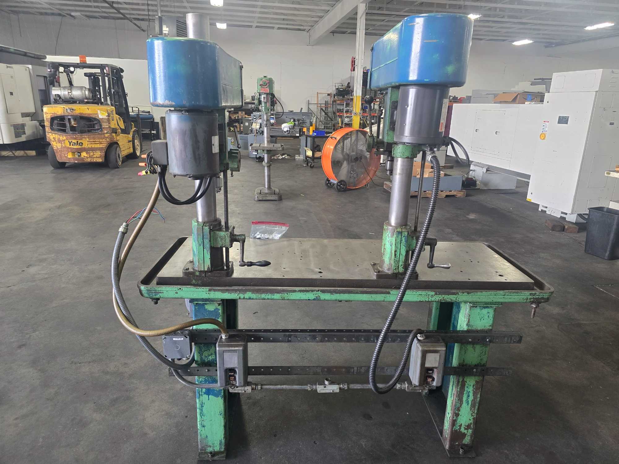 CLAUSING 1666 DUAL SPINDLE DRILL PRESS ON PRODUCTION TABLE - UPRIGHT DRILL PRESSES