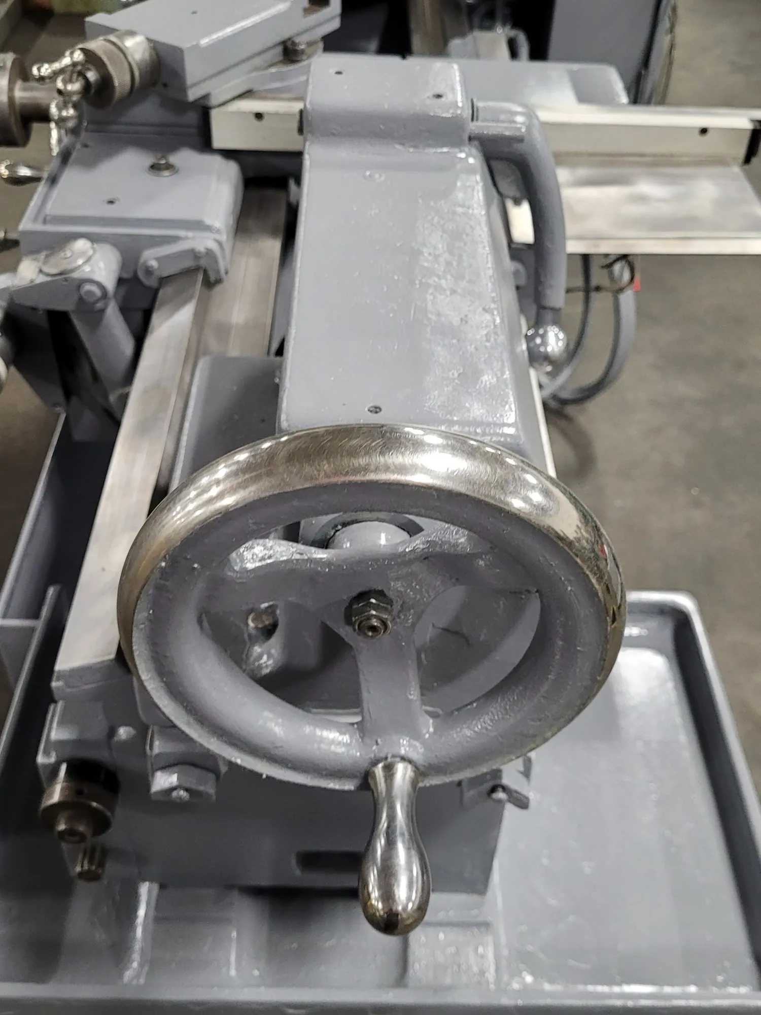 LEBLOND MAKINO REGAL 11C ENGINE LATHE, 15" SWING, 32" CC, 2.25" BORE, 1200 RPM, 10" 6-JAW CHUCK