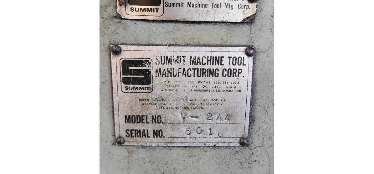 SUMMIT V-244 VERTICAL MILLING MACHINE - VERTICAL MILLING MACHINES