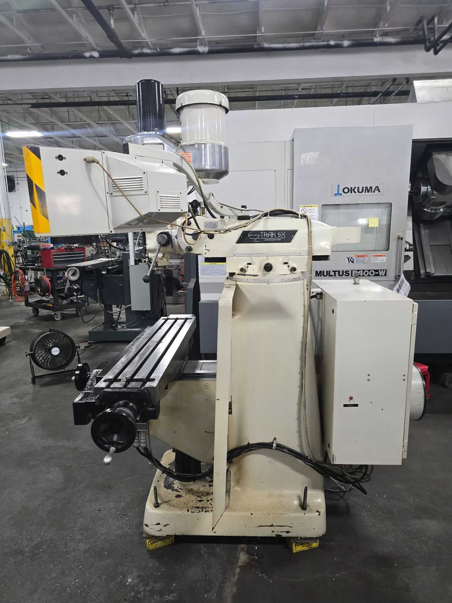 1978 BRIDGEPORT EZ TRAK SX VERTICAL MILL 9X48" TBL 2HP 33.5"X 12"Y 60-4200 RPM R8 - VERTICAL MILLING MACHINES