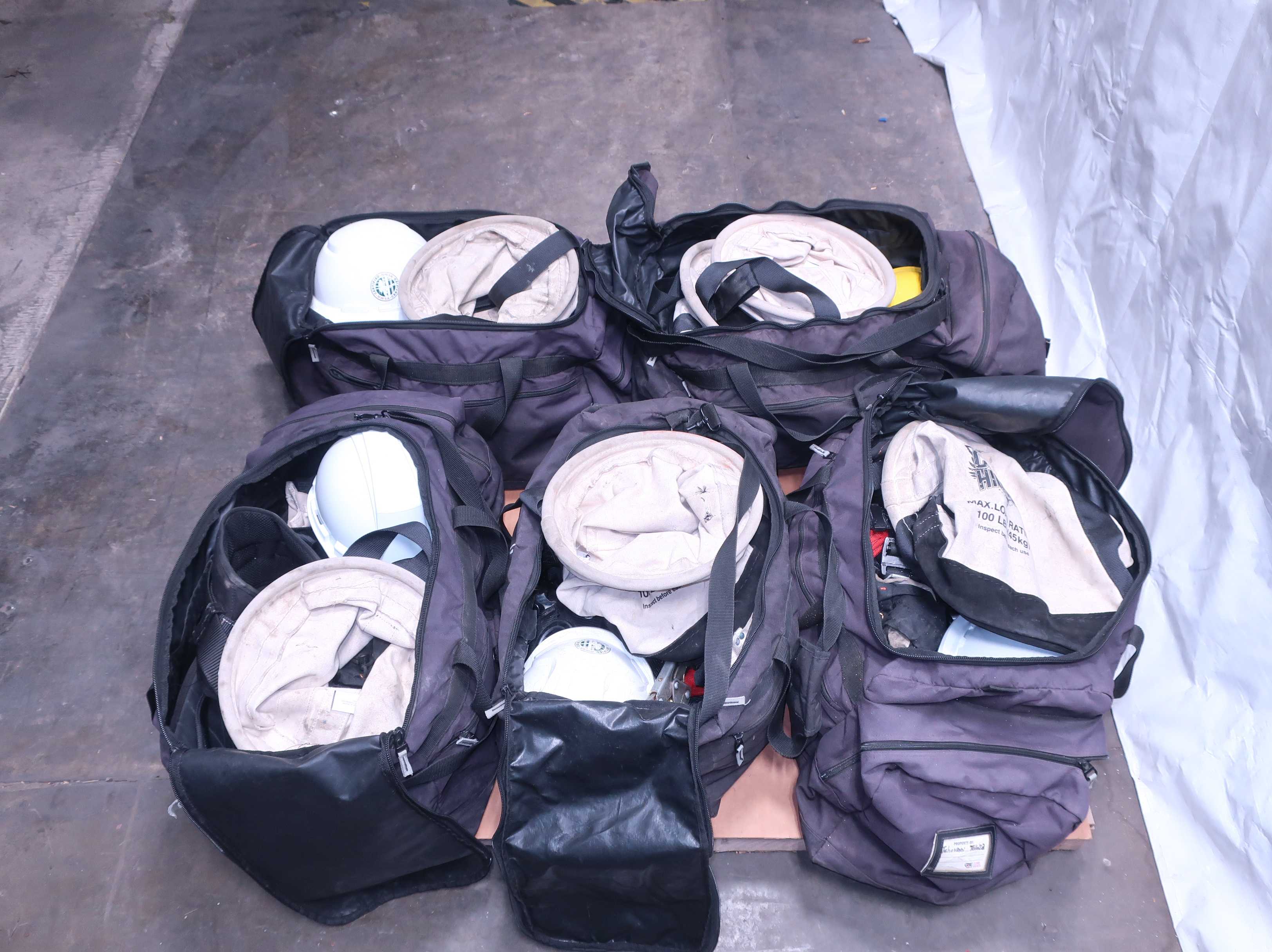 LOT OF 5 RIGGING DUFFLE BAGS - LIFTING EQUIPMENT