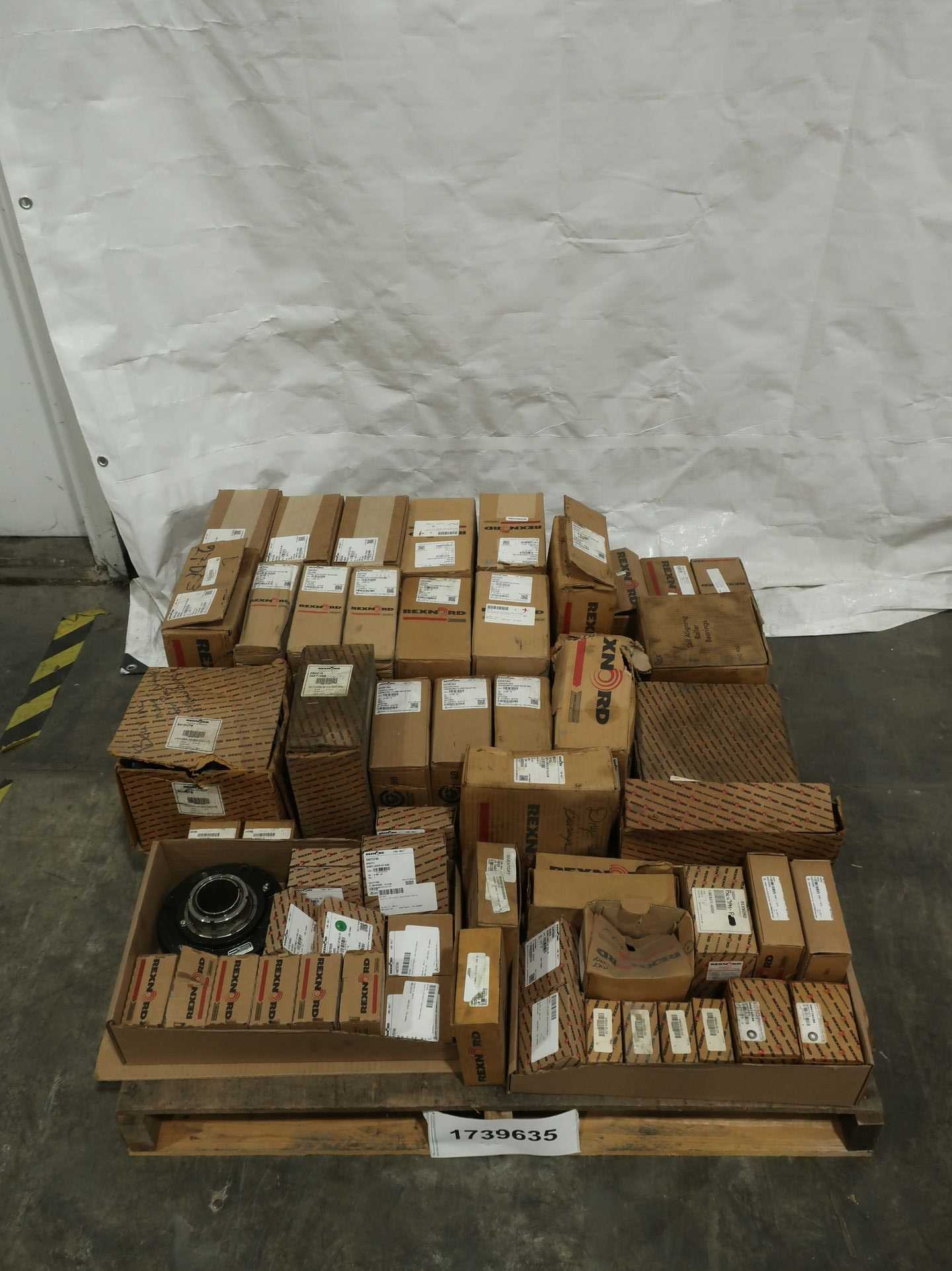 SKU 1739635 - PALLET OF ASSORTED REXNORD BEARINGS AND PARTS - BEARINGS