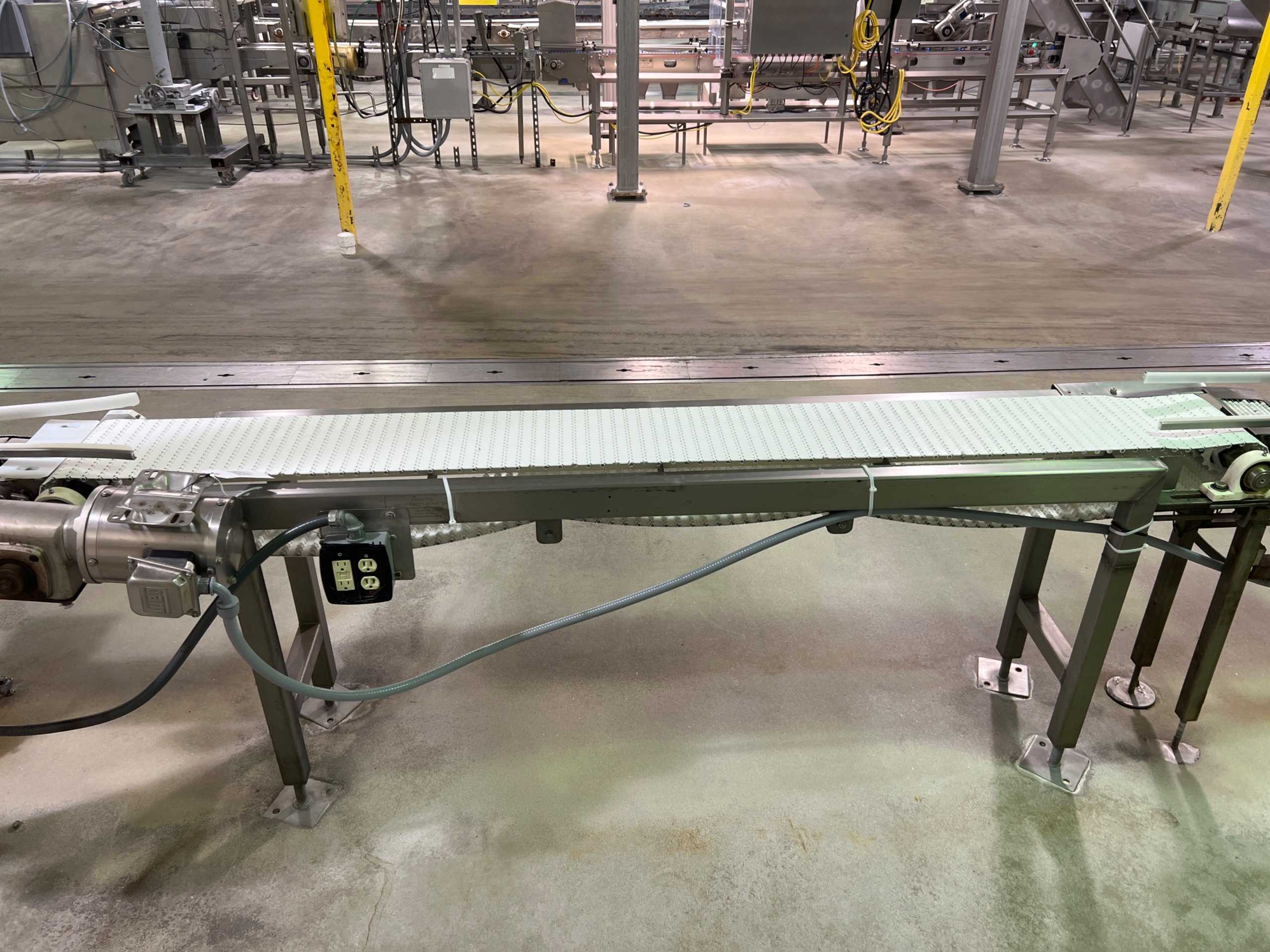 COASTAL MANUFACTURING INC STAINLESS STEEL BELT CONVEYOR - BELT CONVEYOR