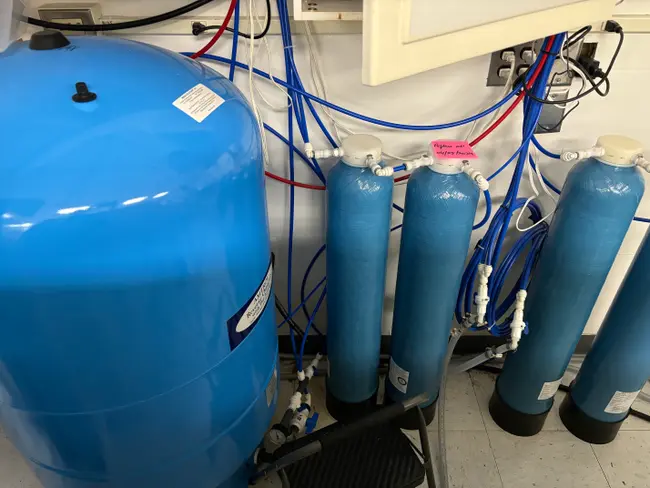 AQUA SOLUTIONS WATER PURIFICATION SYSTEM - undefined