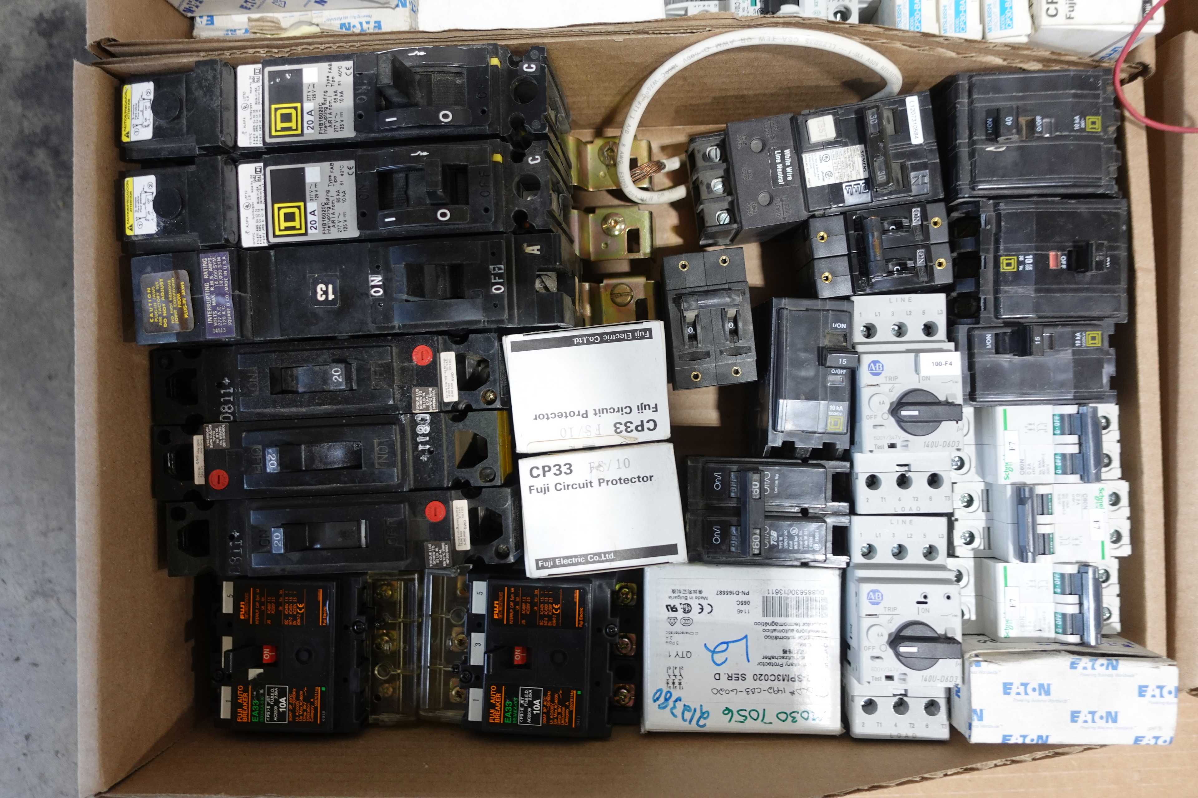 SKU 1724938 - 2 PALLETS OF ASSORTED CIRCUIT BREAKERS - CIRCUIT BREAKERS