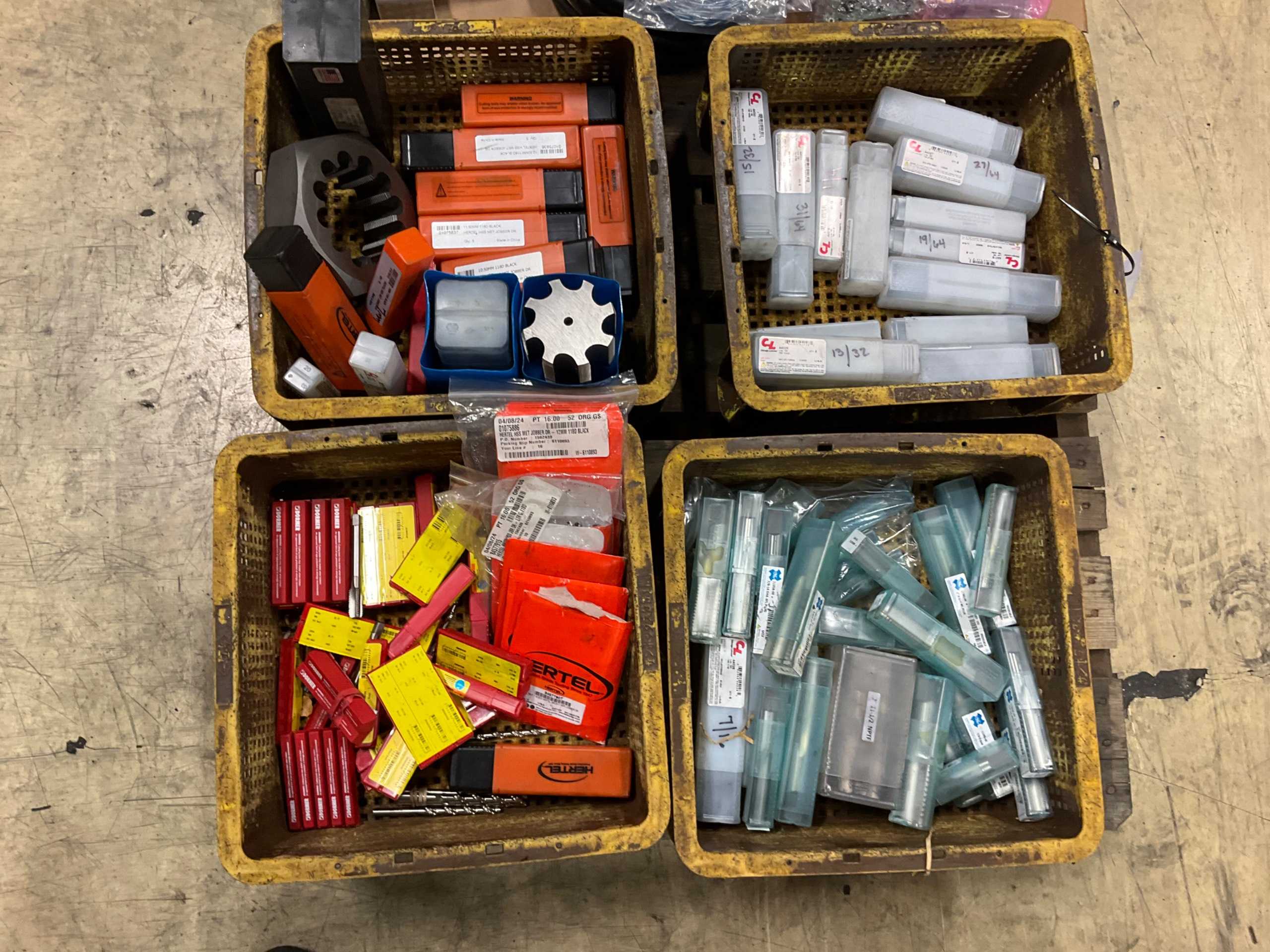 BULK QTY OF INDUSTRIAL PARTS