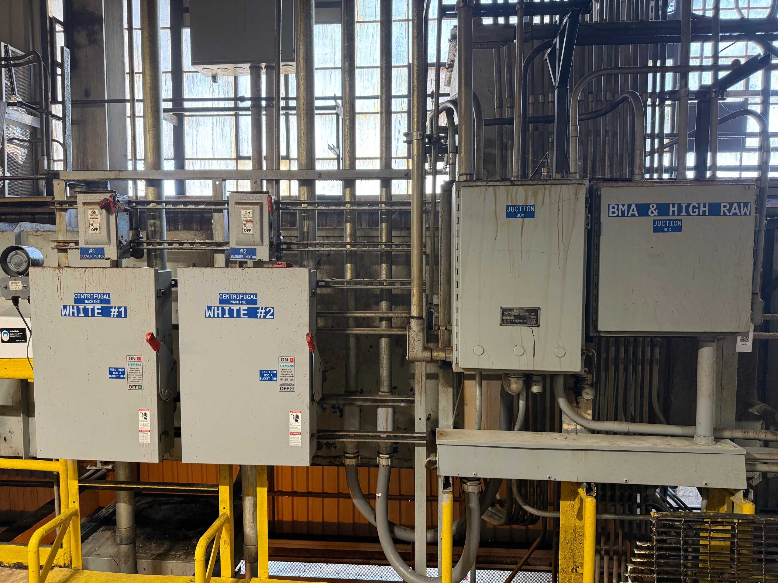 BULK QTY OF DISCONNECT SWITCHES - DISCONNECT SWITCHES