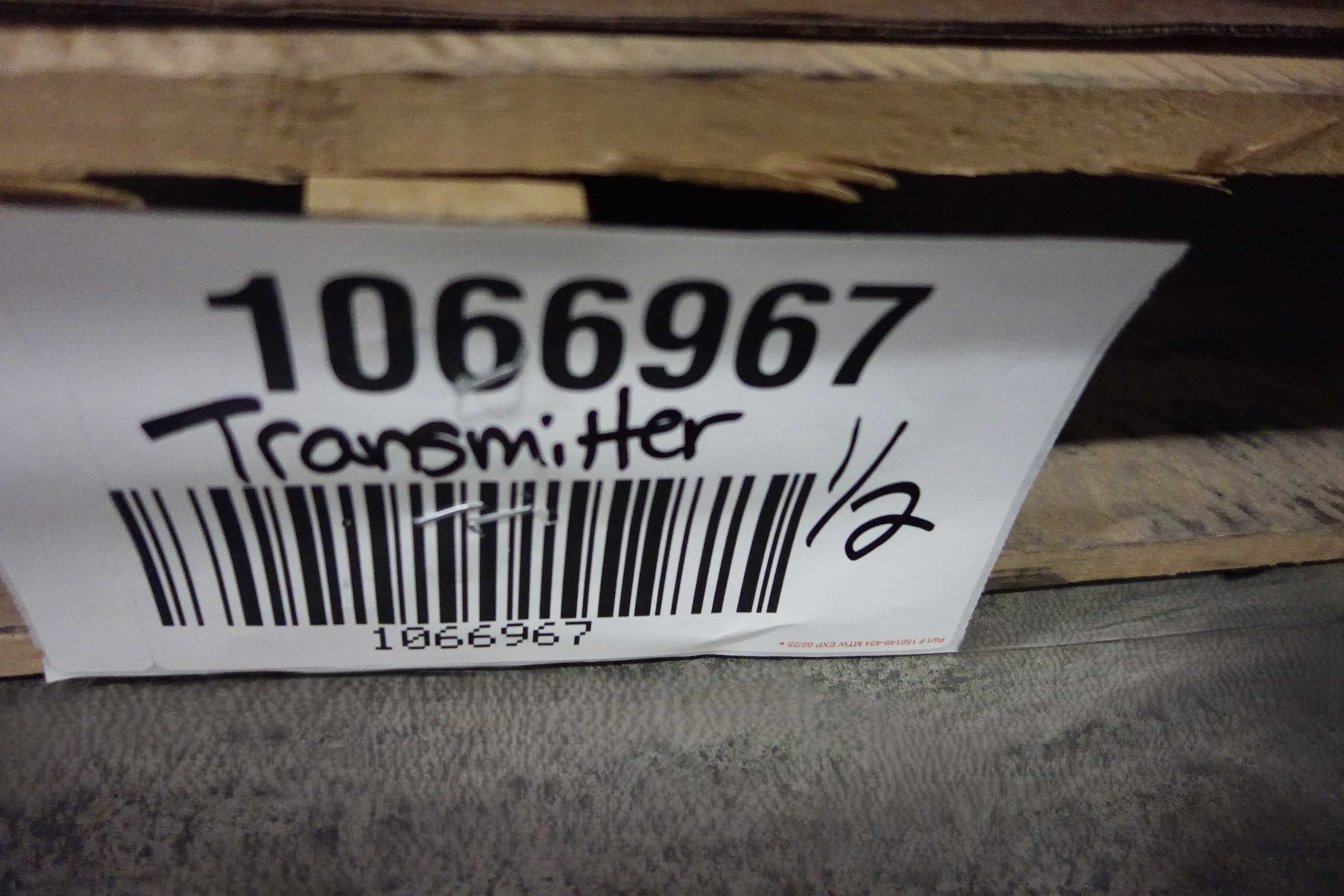 2 PALLETS OF ASSORTED TRANSMITTERS - PRESSURE TRANSMITTER