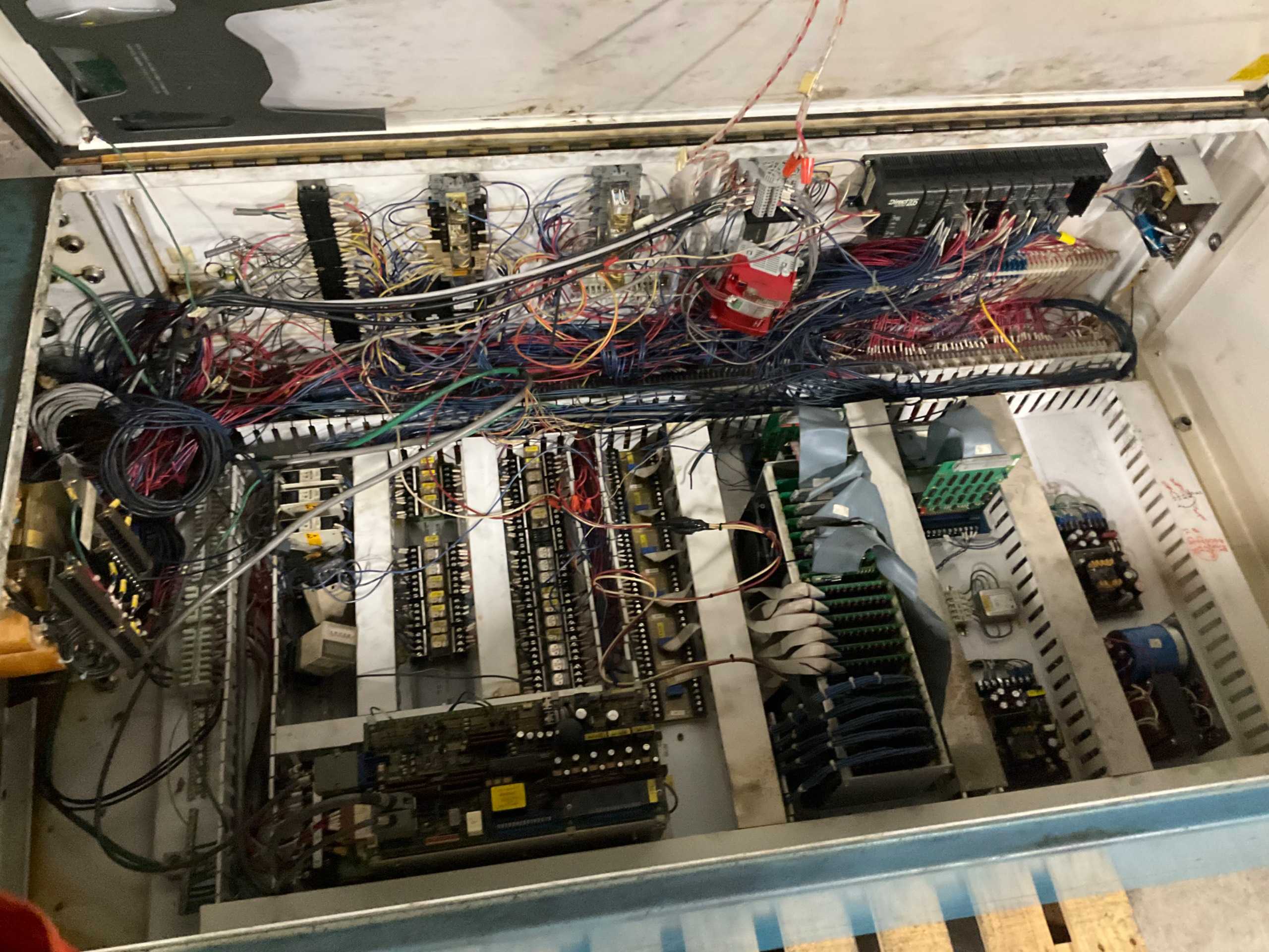 CONTROL CABINET