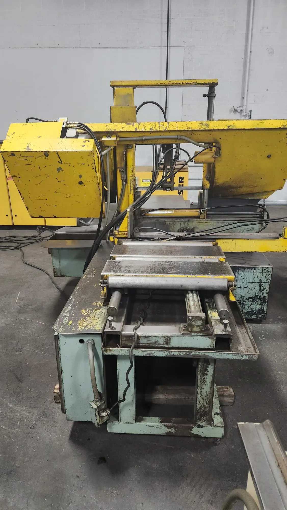 W.F. WELLS F-15 AUTOMATIC HORIZONTAL BAND SAW 3HP 15X17RECT 15ROUND 75-300FPM 1750LBS - HORIZONTAL BAND SAWS