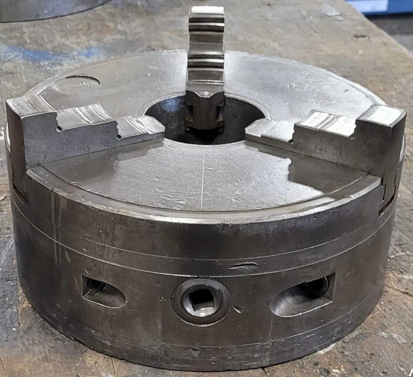 10IN CUSHMAN – 3 JAW CHUCK - MACHINING TOOLING & PARTS