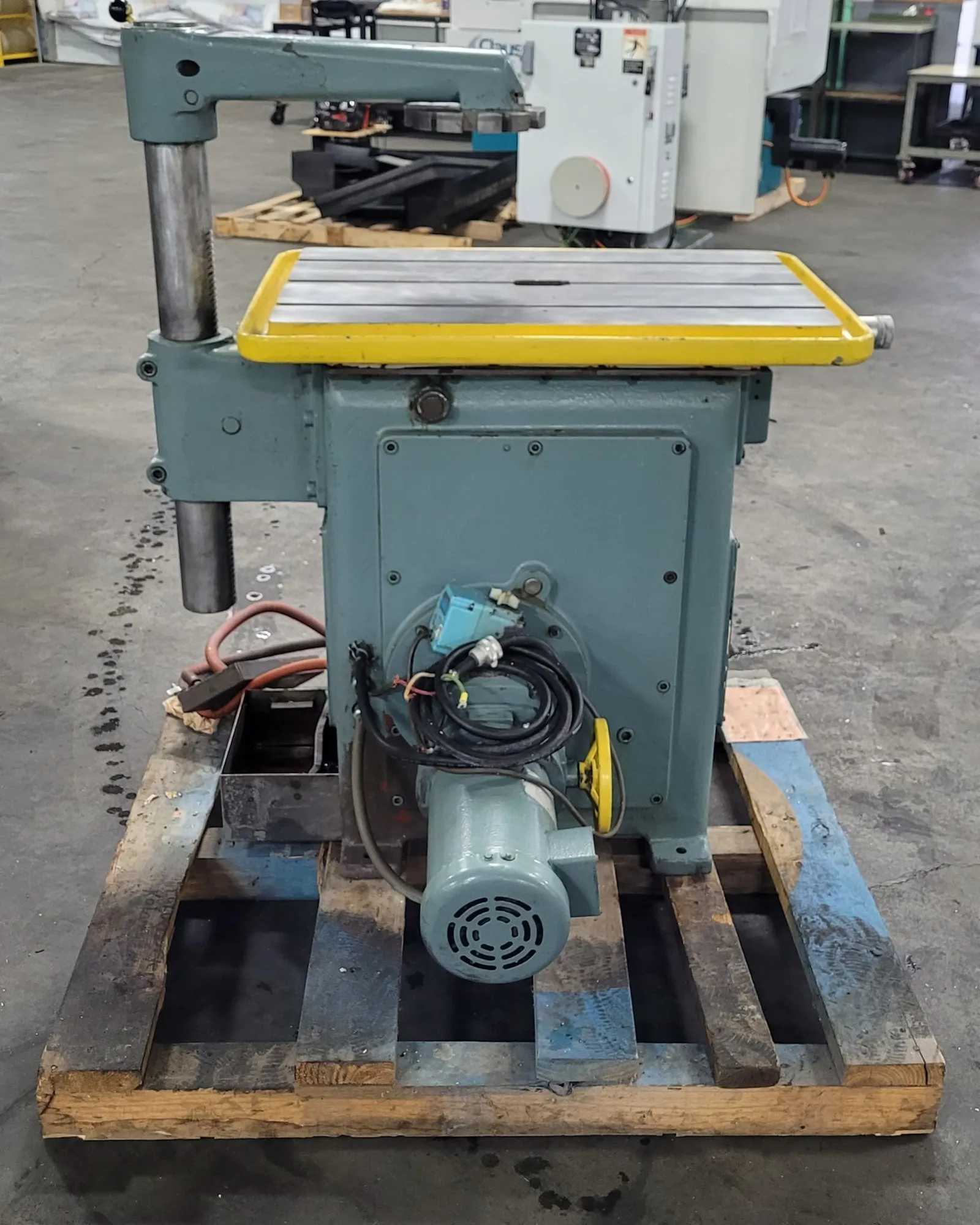 HANSFORD DAVIS MODEL 15A KEYSEATER WITH TOOLING AND VARIABLE SPEED DRIVE - KEYSEATING MACHINES