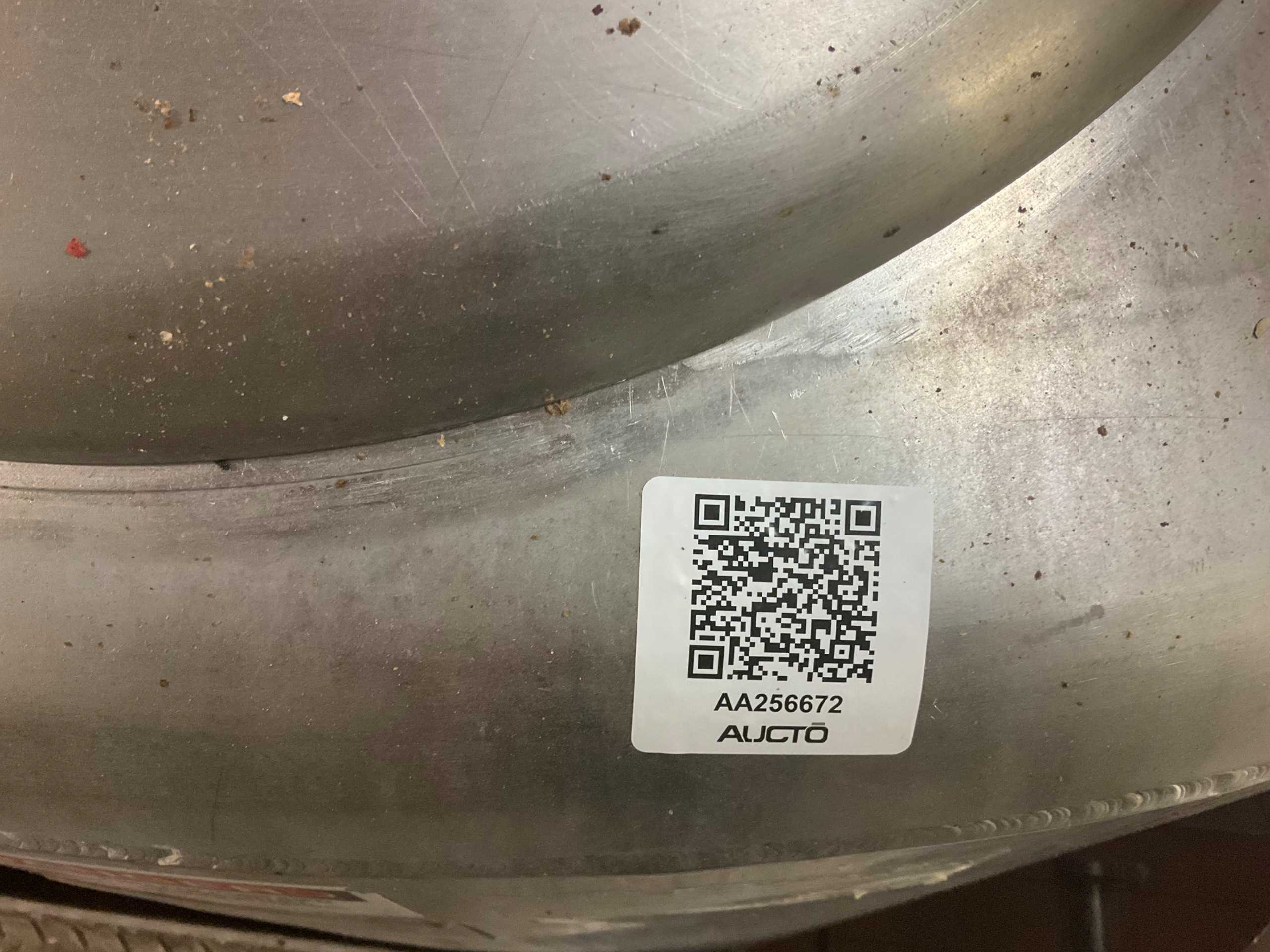 1996 SFI 600 GALLON MIX TANK - MIXERS