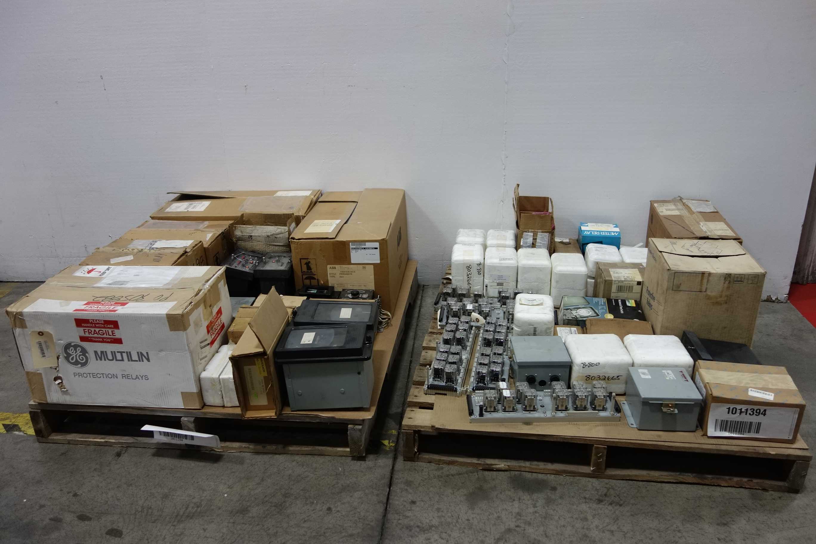 BULK QTY OF ELECTRICAL COMPONENTS - 