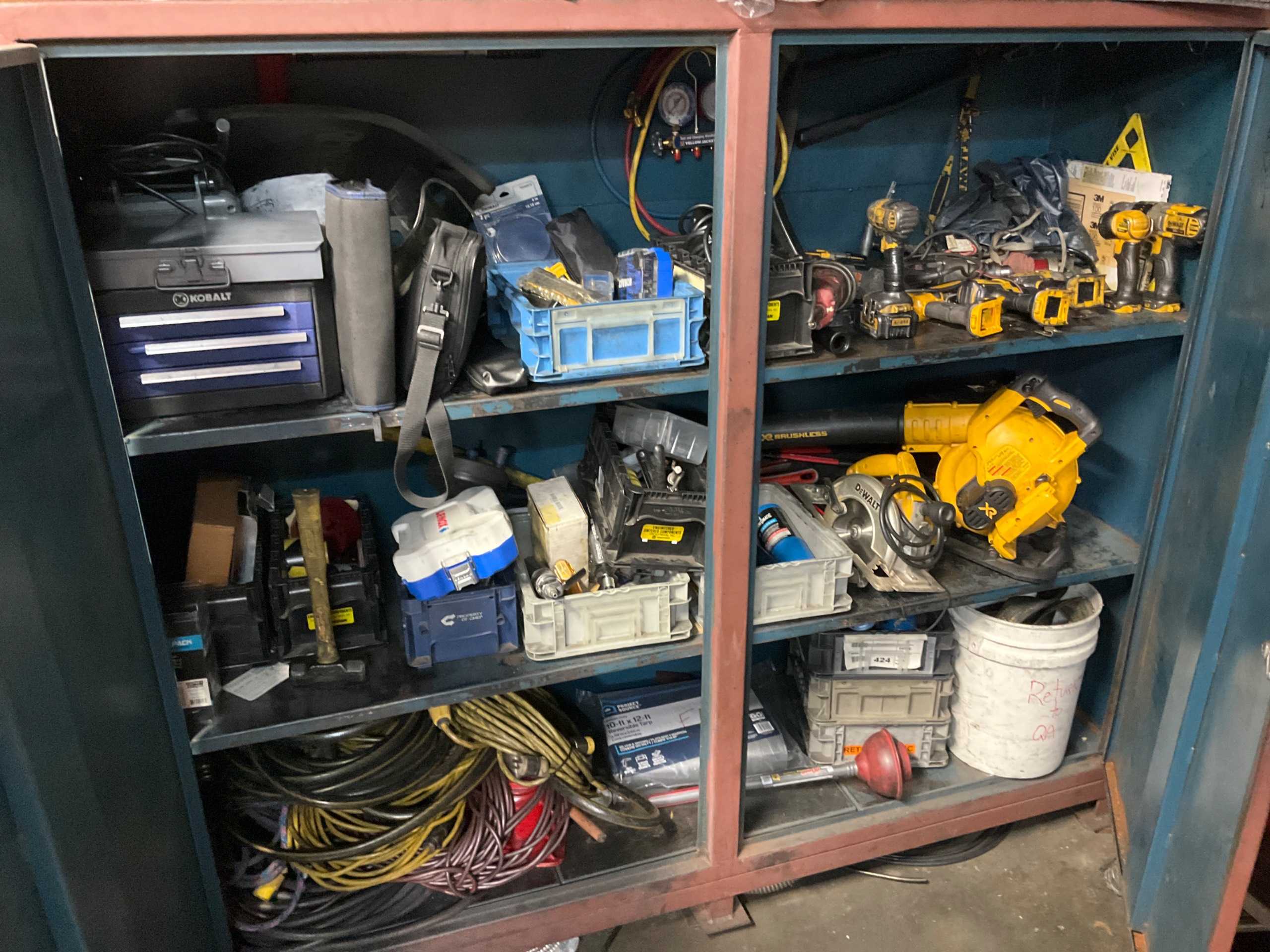STORAGE UNIT & ELECTRICAL POWER TOOLS - ELECTRIC POWER TOOLS