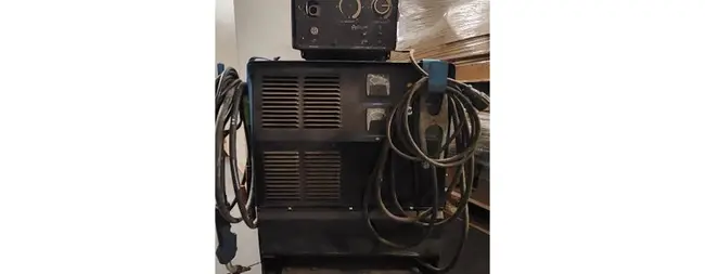 MILLER CP-302 WELDER - undefined