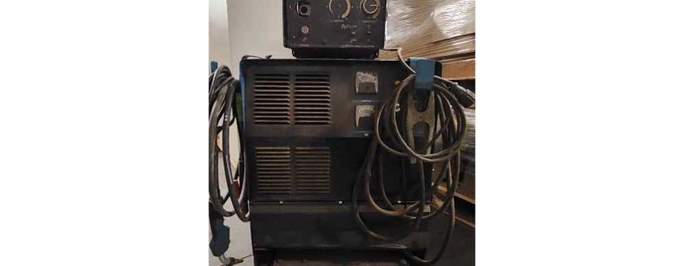 MILLER CP-302 WELDER - WELDERS