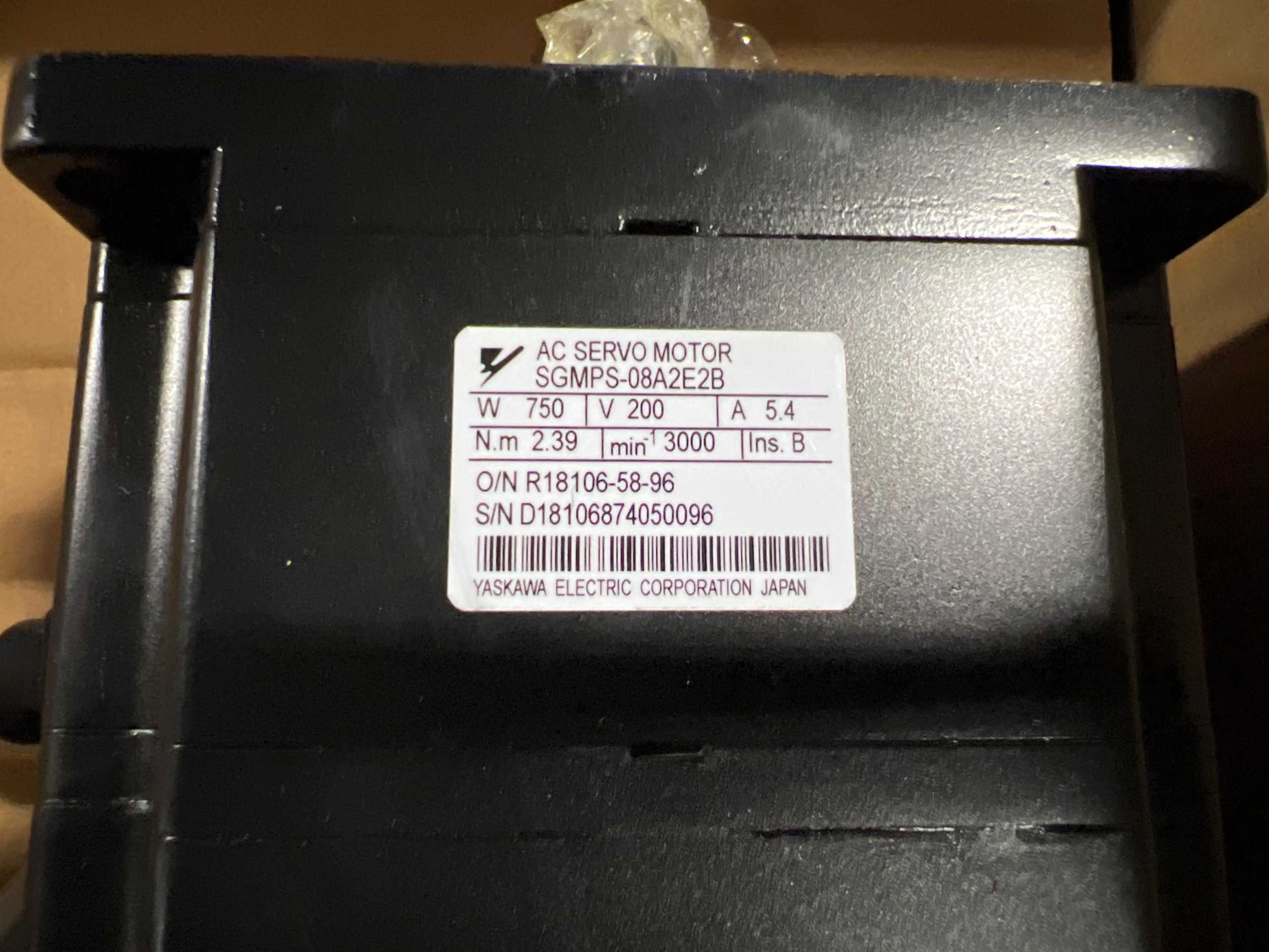BULK QTY OF SERVO MOTOR - SERVO MOTORS