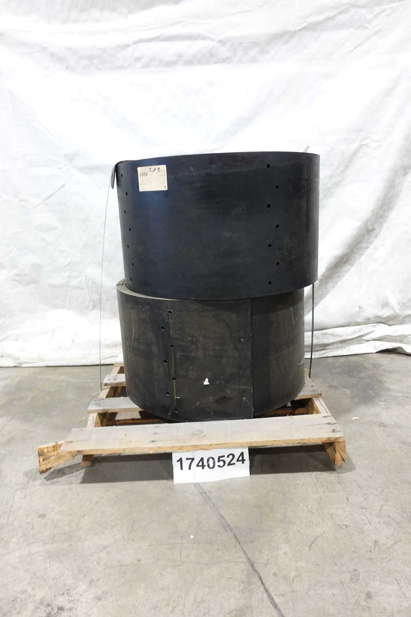 SKU 1740524 - LOT OF 2 AP3/330G23 16X1/16 CONVEYOR BELTS, 14.75 IN WIDE, 100 FT LONG - CONVEYOR PARTS