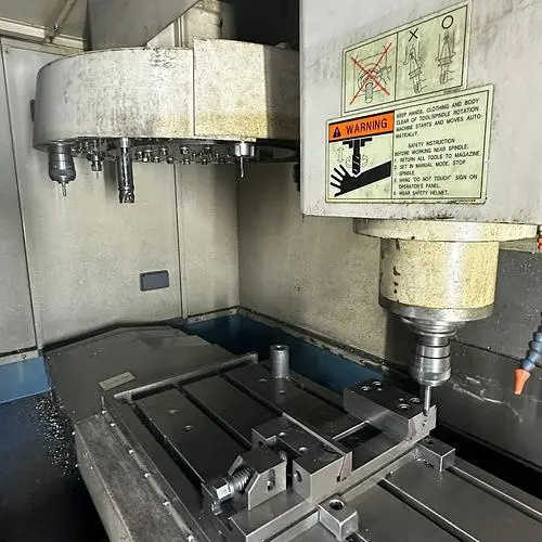 2000 HYUNDAI SPT-V800 VERTICAL MACHINING CENTER - undefined