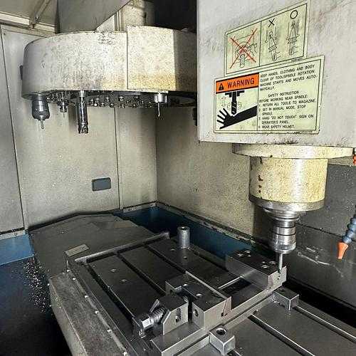 2000 HYUNDAI SPT-V800 VERTICAL MACHINING CENTER - VERTICAL MACHINING CENTERS