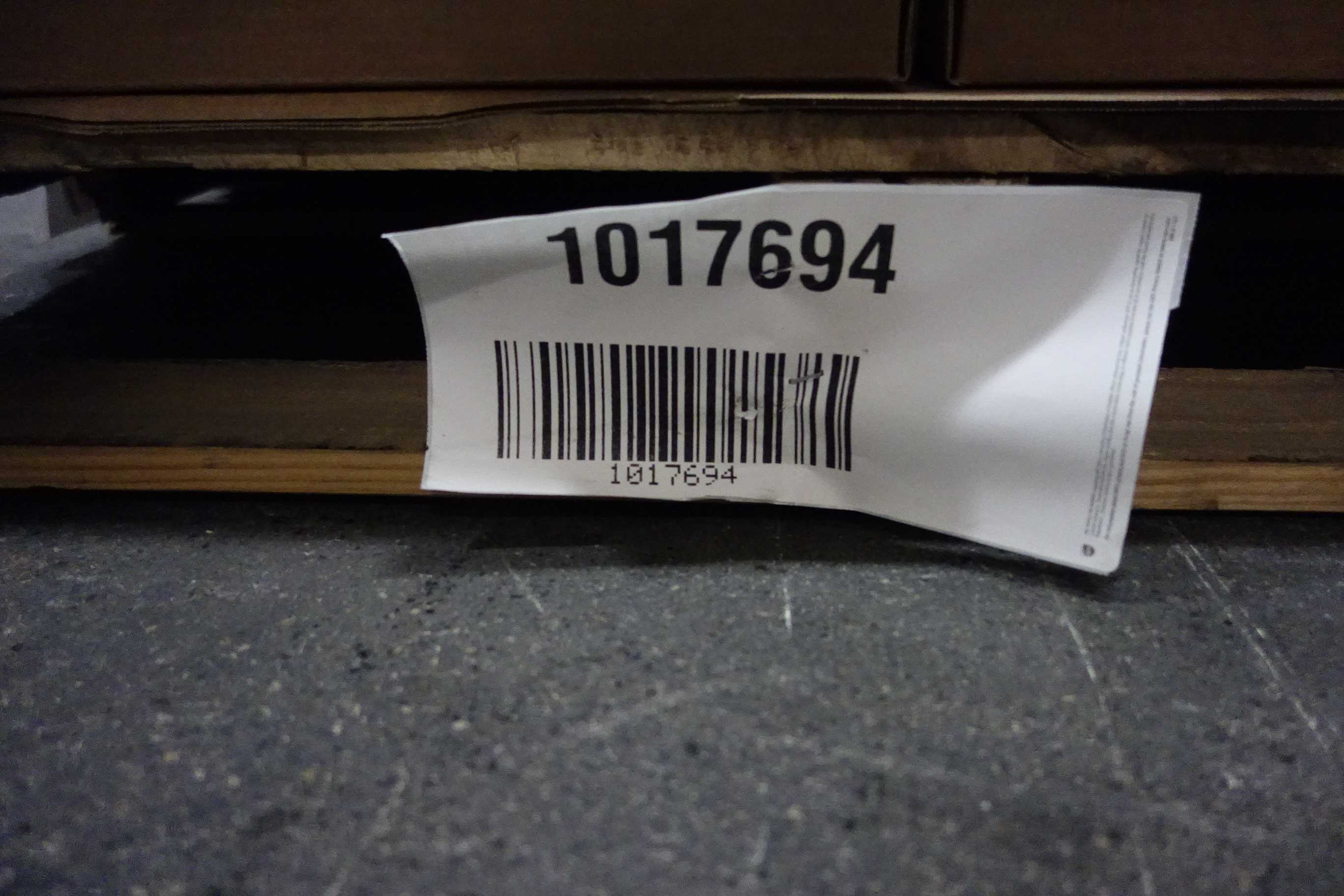 BULK QTY OF INDUSTRIAL PARTS - INDUSTRIAL PARTS