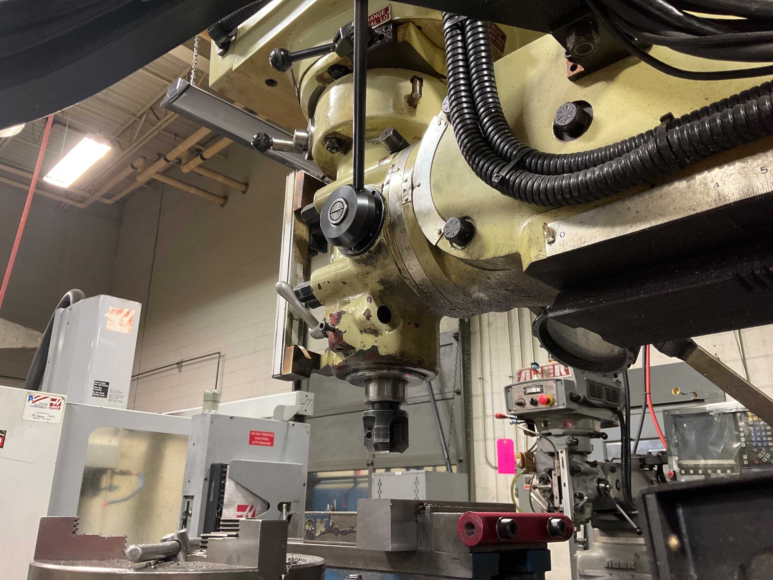 2004 ACER EVS-3VKH VERTICAL MILLING MACHINE - VERTICAL MILLING MACHINES
