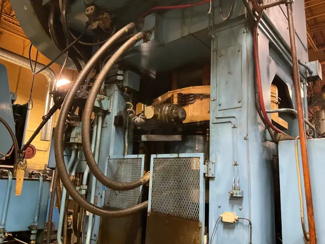 CINCINNATI 600-R-3 600 TON SIZING PRESS - undefined