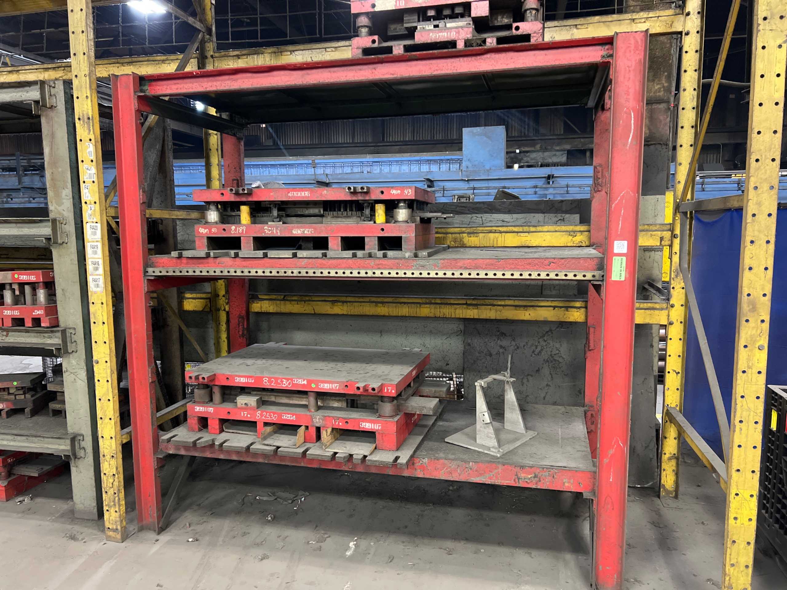 BULK QTY OF RACKING - RACKING