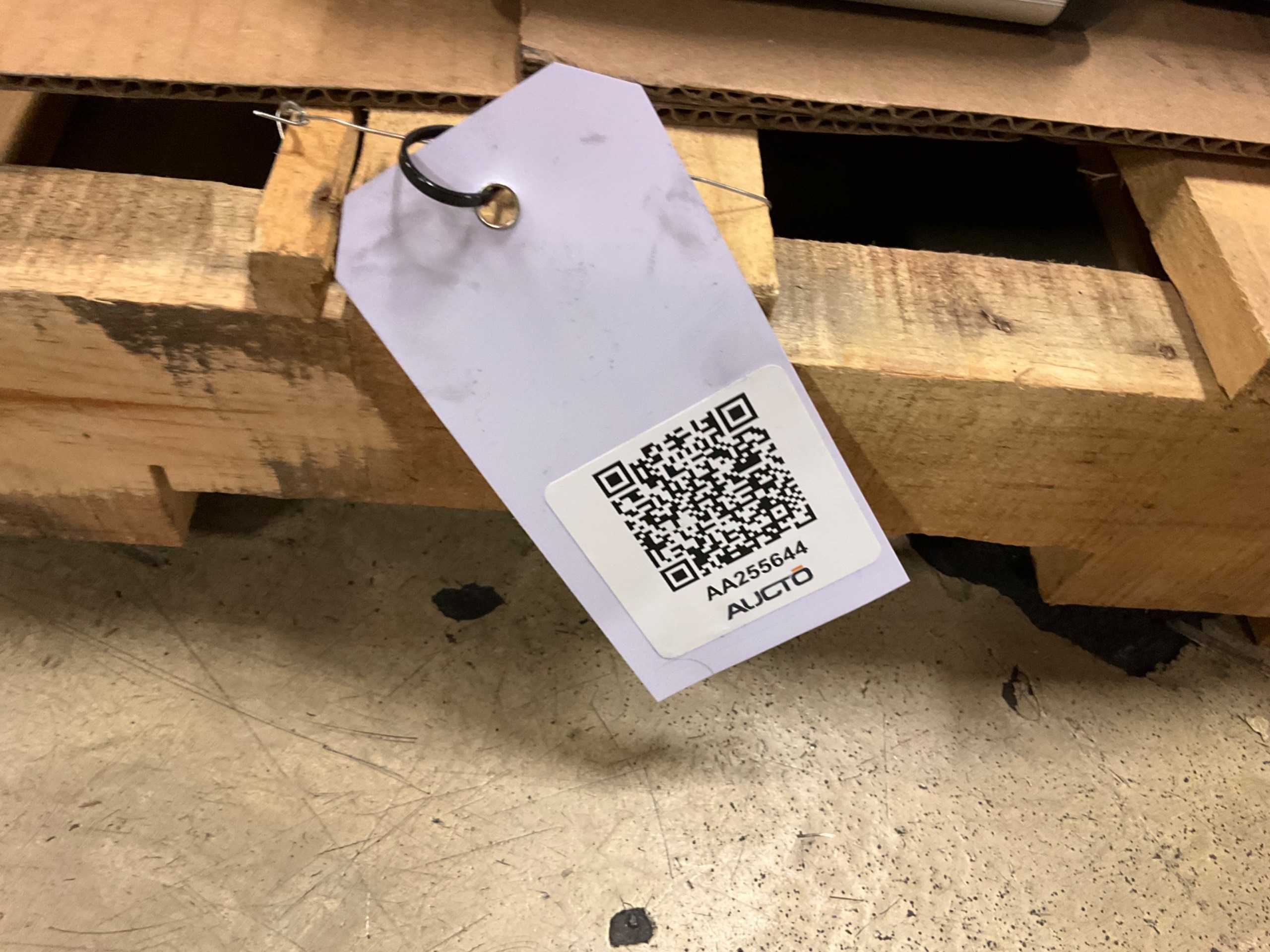 BULK QTY OF MEASURING EQUIPMENT - DIMENSIONAL MEASUREMENT