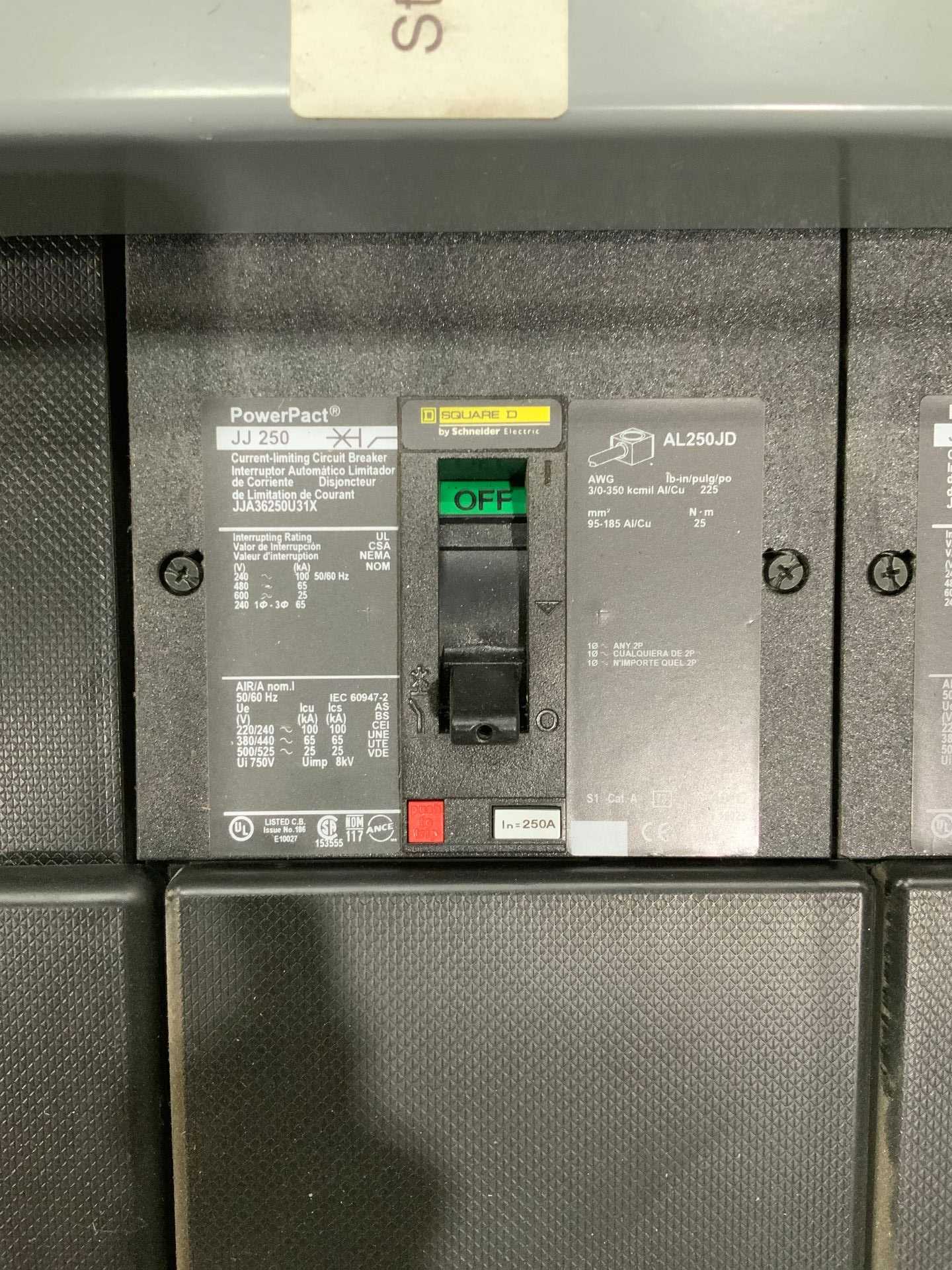 SQUARE D 2000 AMP 35753217-001 POWER DISTRIBUTION PANEL - POWER DISTRIBUTION SWITCHGEAR