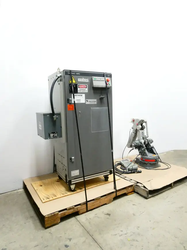 SKU 950297 - YASKAWA YR-K3-C000 ENCM-RM6022 YASNAC MRC MOTOMAN ROBOT AND CONTROLLER ASSEMBLY - undefined