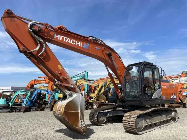 2019 HITACHI ZX200-6 CRAWLER EXCAVATOR - undefined