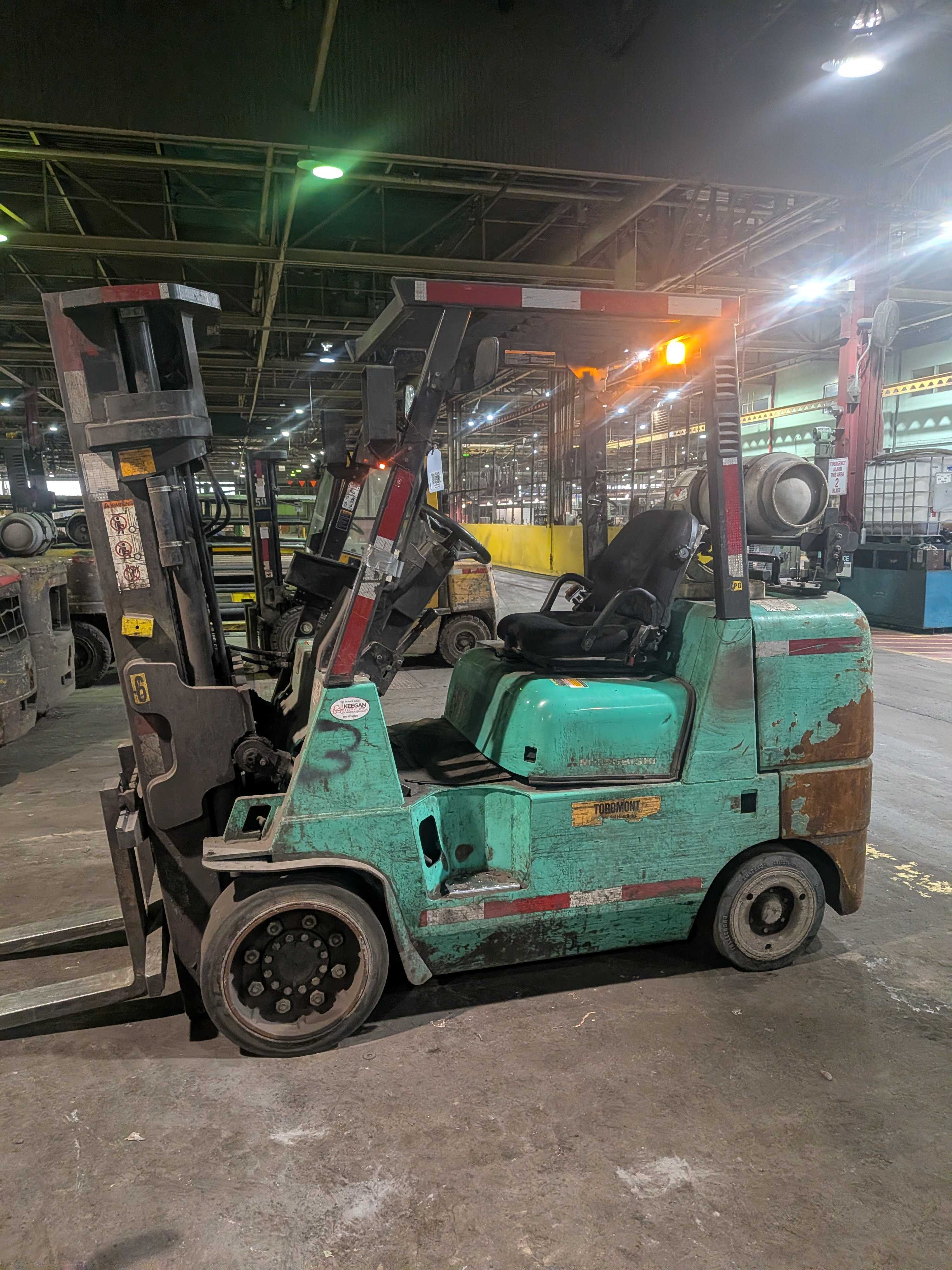 MITSUBISHI FGC40K FORKLIFT, 8000LBS CAPACITY, LP GAS, 4.3L V6, 183IN MAX LIFT, CUSHION TIRES - SIT-DOWN FORKLIFTS