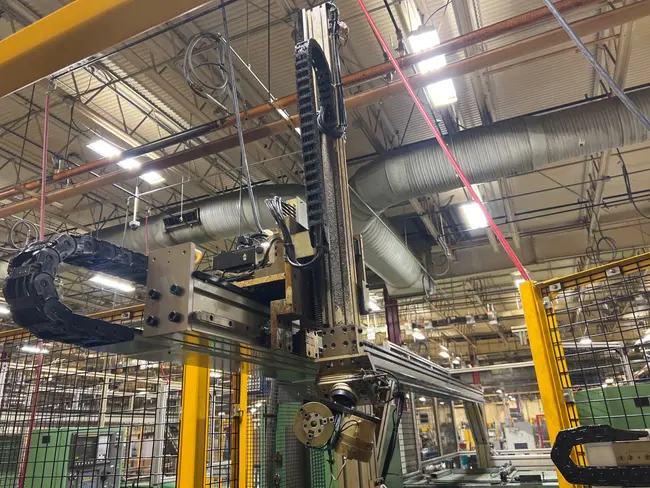 2002 TAKAMATSU TOP-T CNC LATHE WITH LOADER - undefined