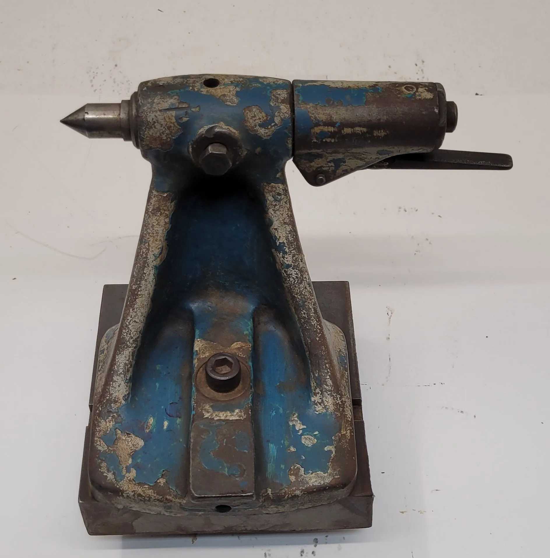 K.O. LEE TAILSTOCK - 5-3/8" CENTER - MACHINE TOOLING