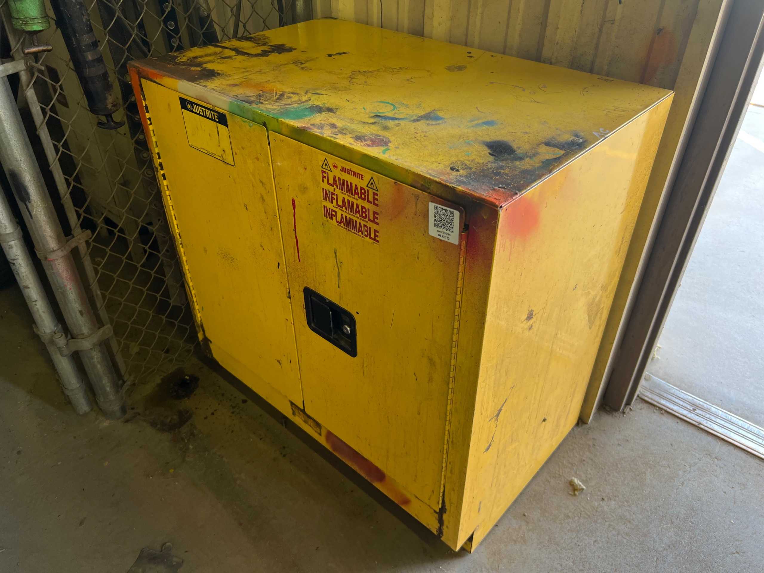 JUSTRITE FLAMMABLE STORAGE CABINET - FLAME PROOF STORAGE CABINET