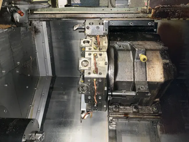 OKUMA LNC8 CNC LATHE - undefined