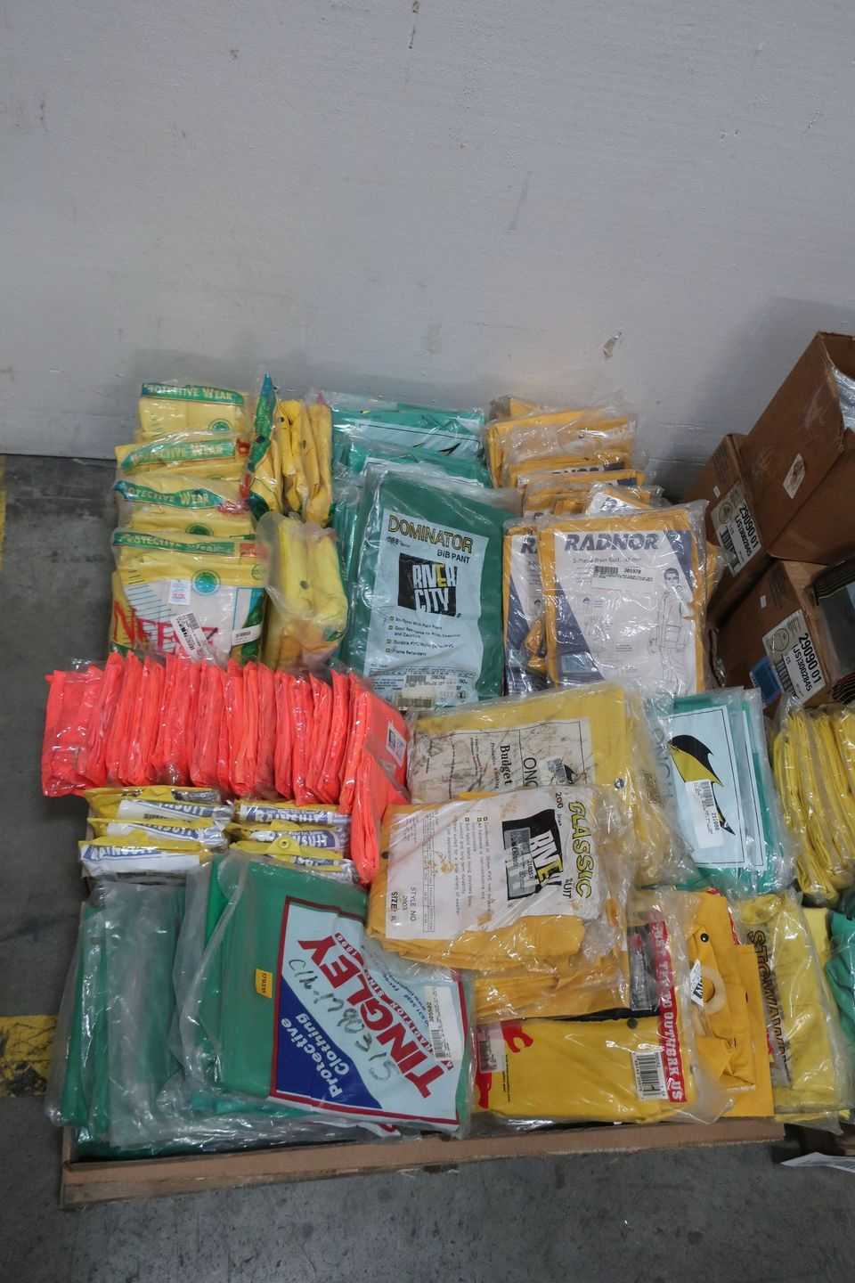 2 PALLETS OF ASSORTED PPE - PPE
