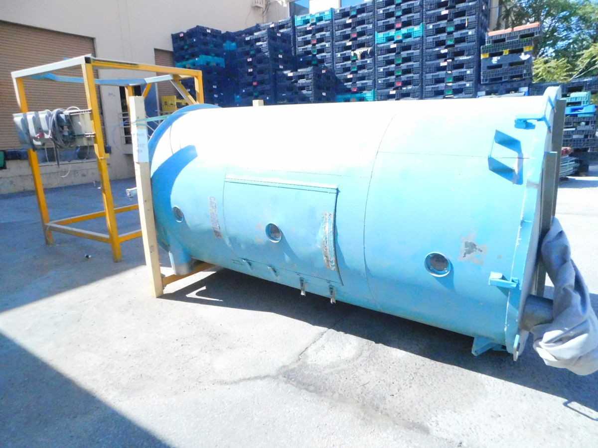 HOPPERS 6,000, 6K LBS CAP, 1.5K GAL VOL, 65 IN DIA, 156 IN L, 68X68X93 IN BASE - STORAGE BINS