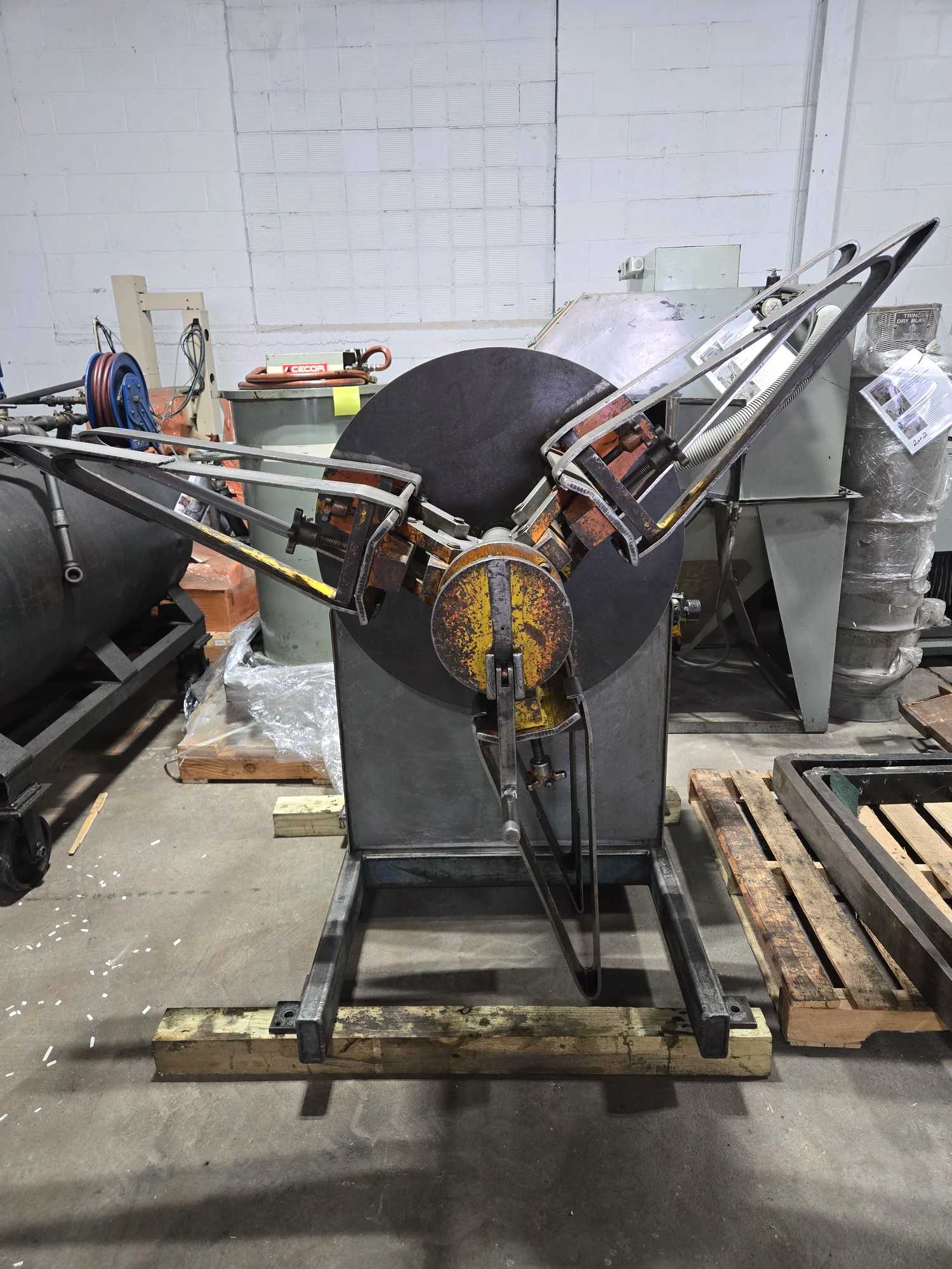 COE PRESS EQUIPMENT CPR-PO-2512 PULL OFF COIL REEL, 2500 LB. CAPACITY, 12" COIL WIDTH - COIL STRAIGHTENERS